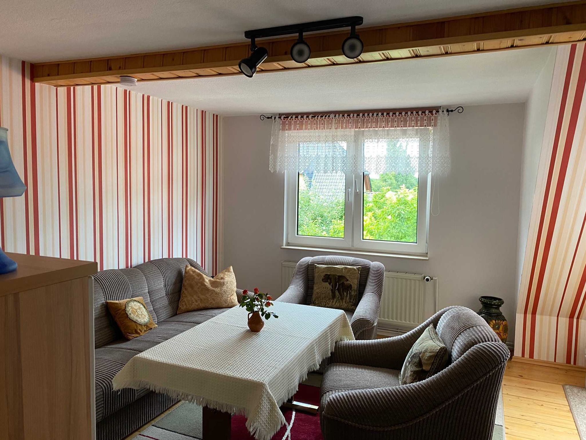 small apartment - apartment on the first floor 2-6 pers