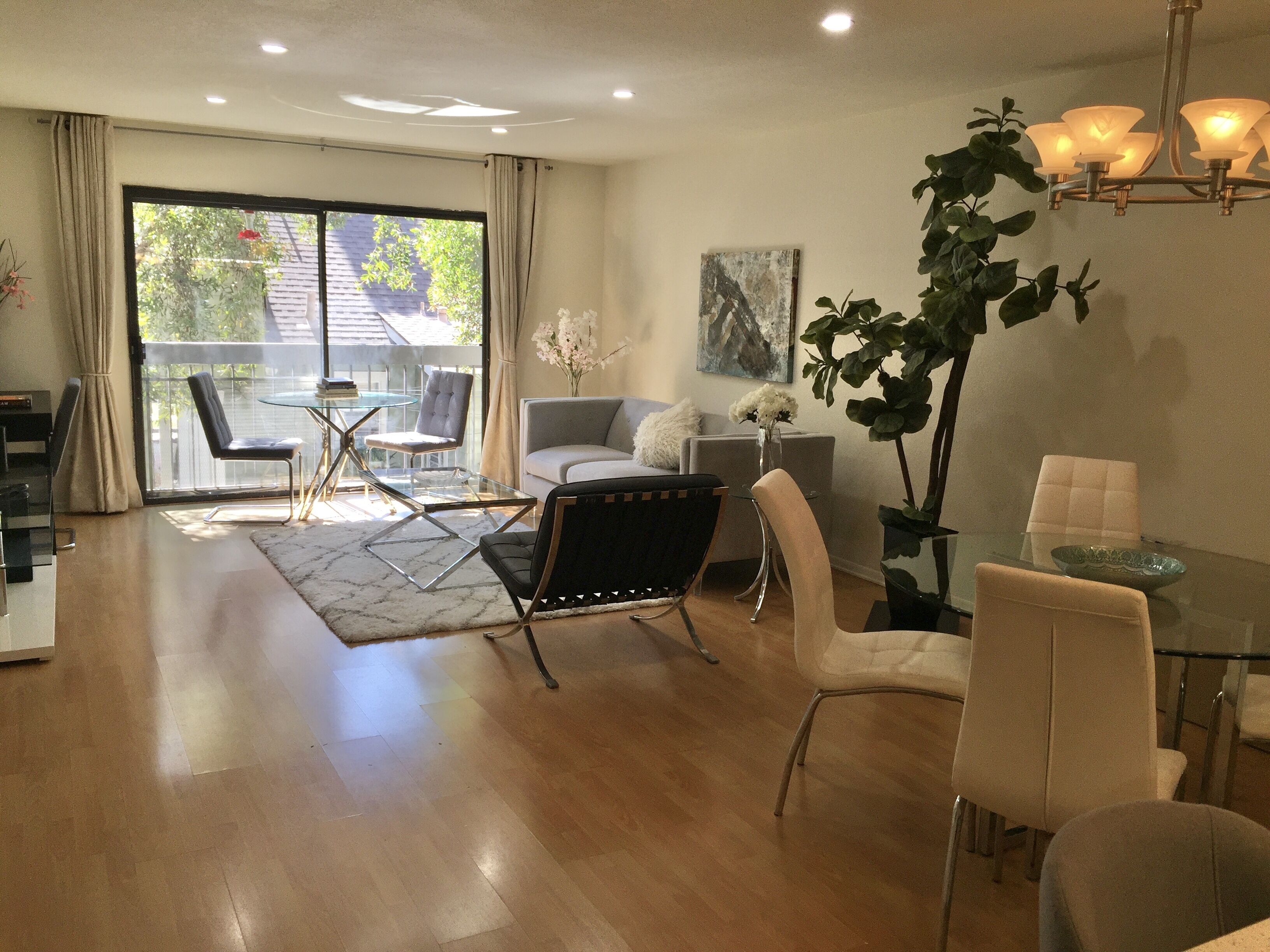 Terrific Apartment for long-term stay professionals - our most popular unit.