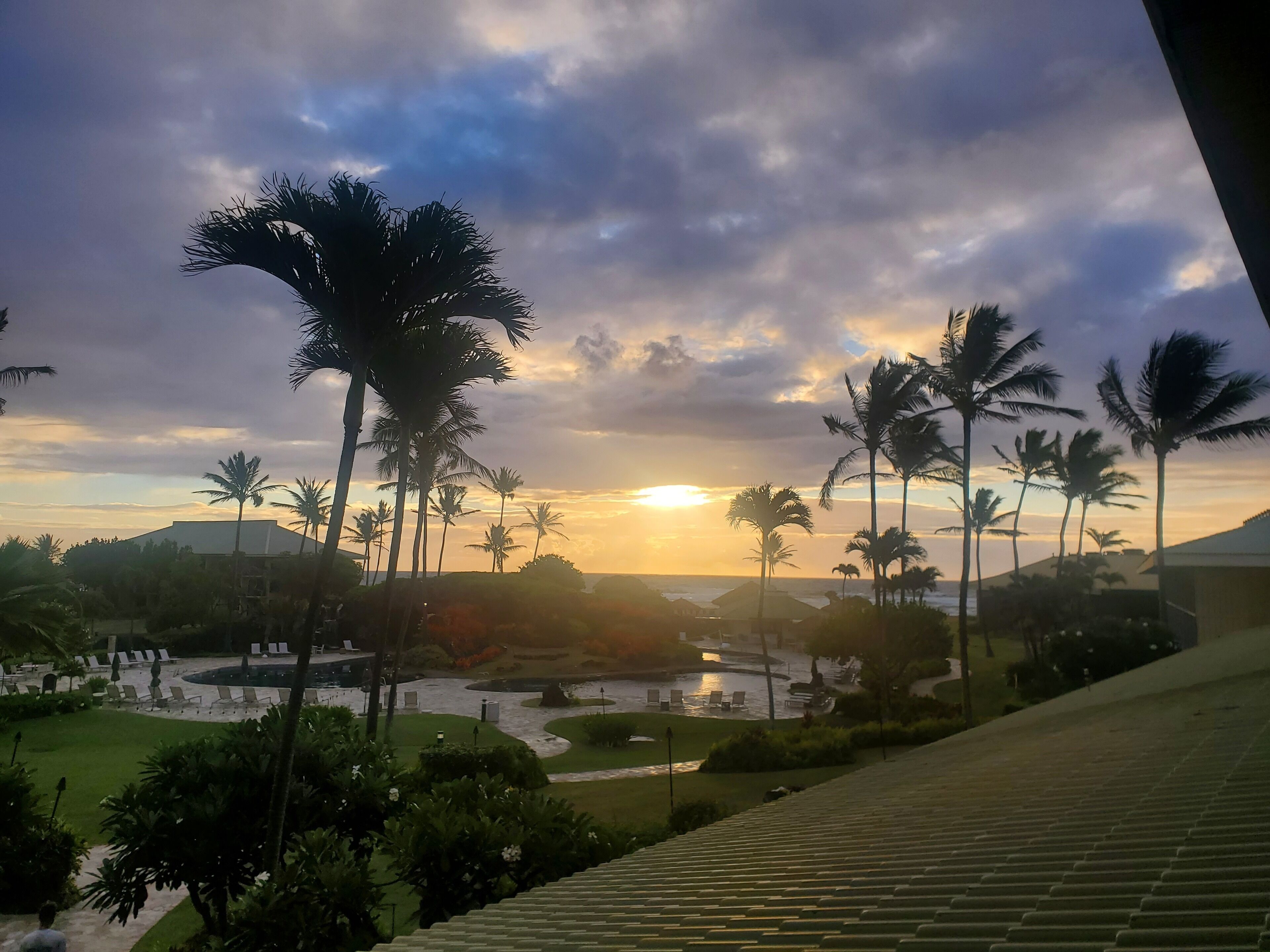 KAUA'I BEACH RESORT-OCEANFRONT, OCEANVIEW, POOLSIDE VIEW