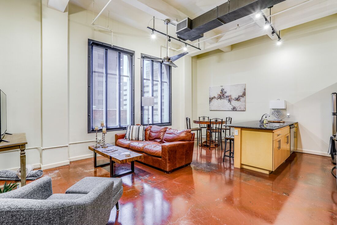 One Bedroom Industrial Loft in Downtown Fort Worth