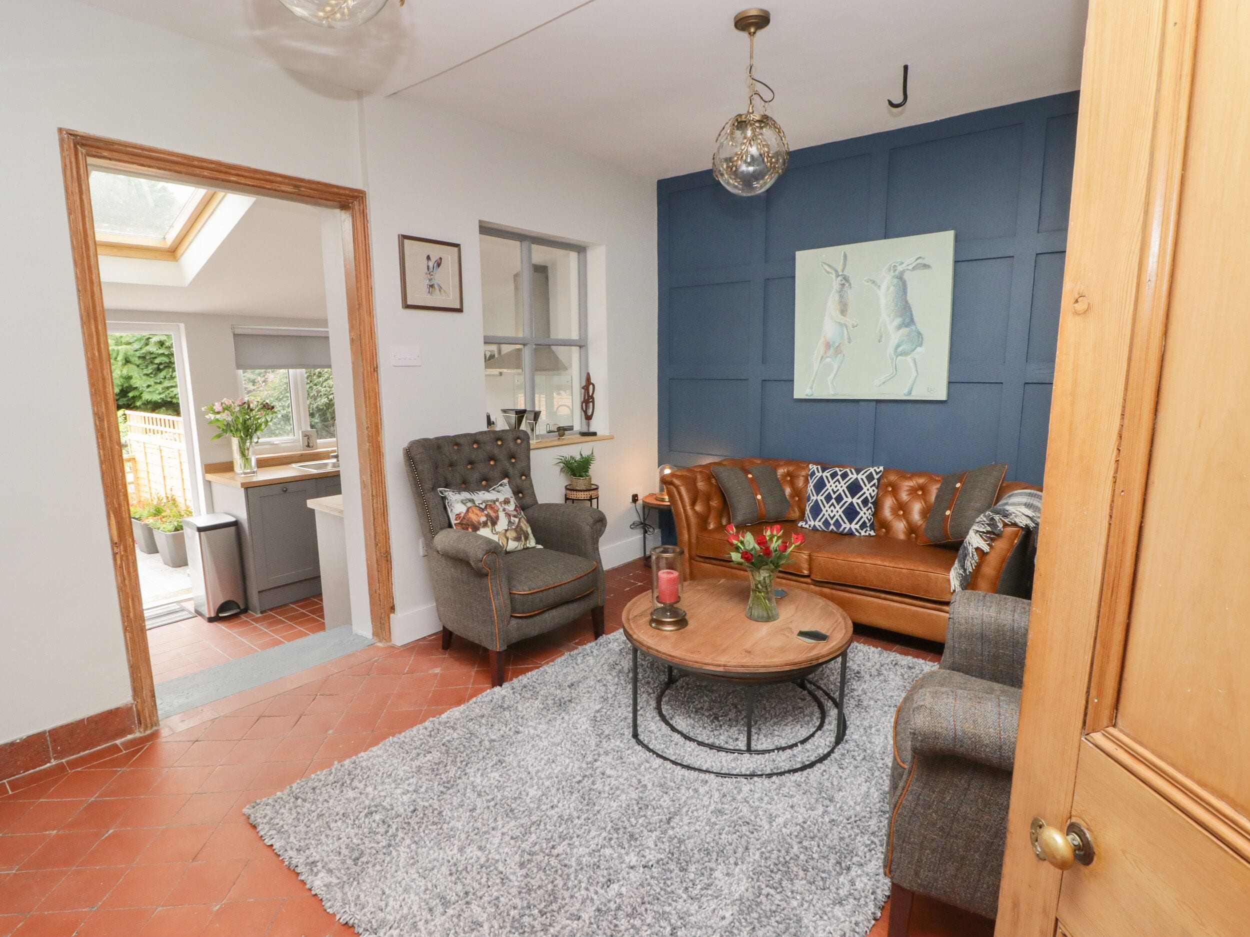 6 CASTLE STREET, pet friendly, with a garden in Clun