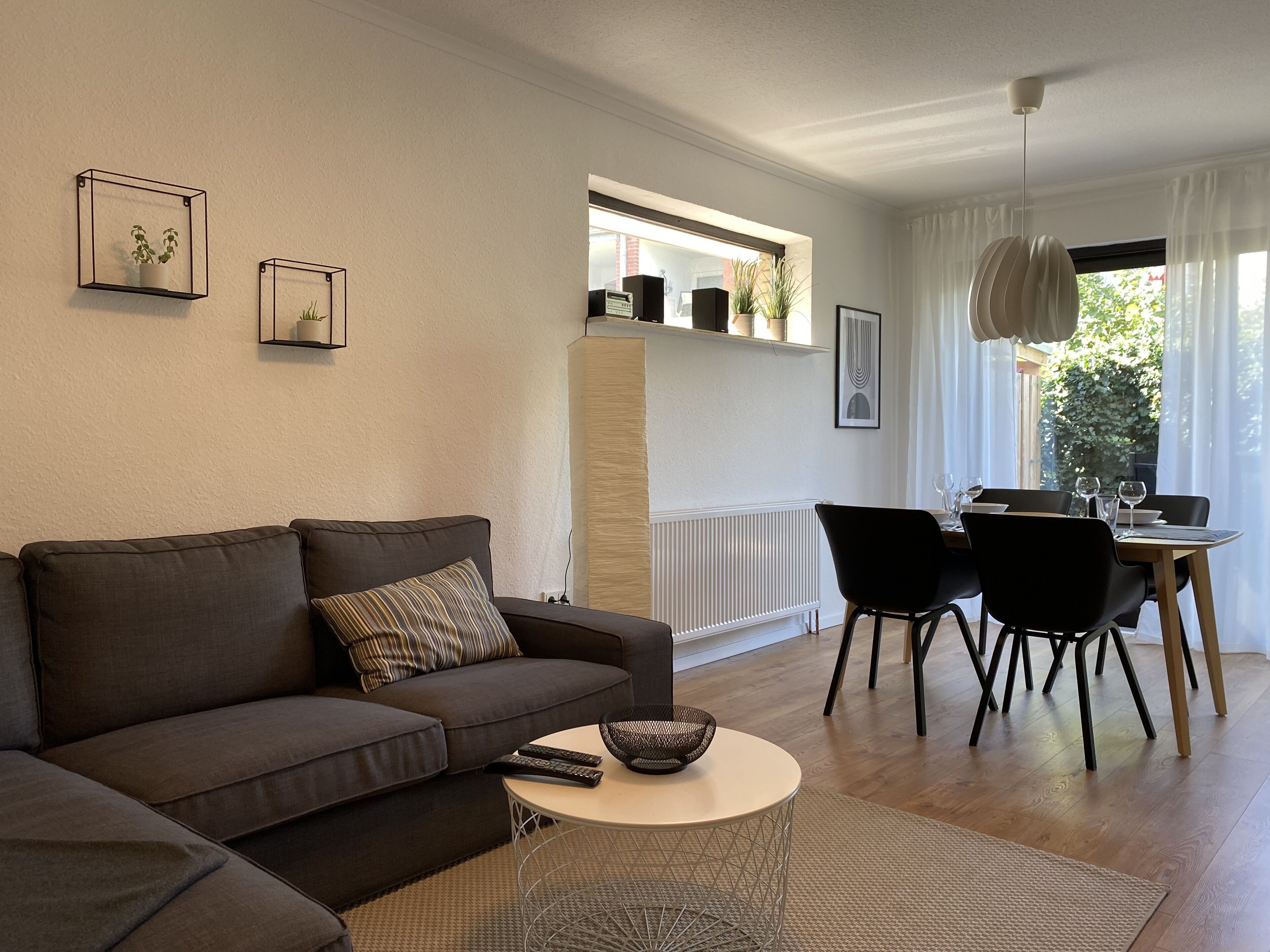 Freshly renovated and quiet apartment on the ground floor in Burhave