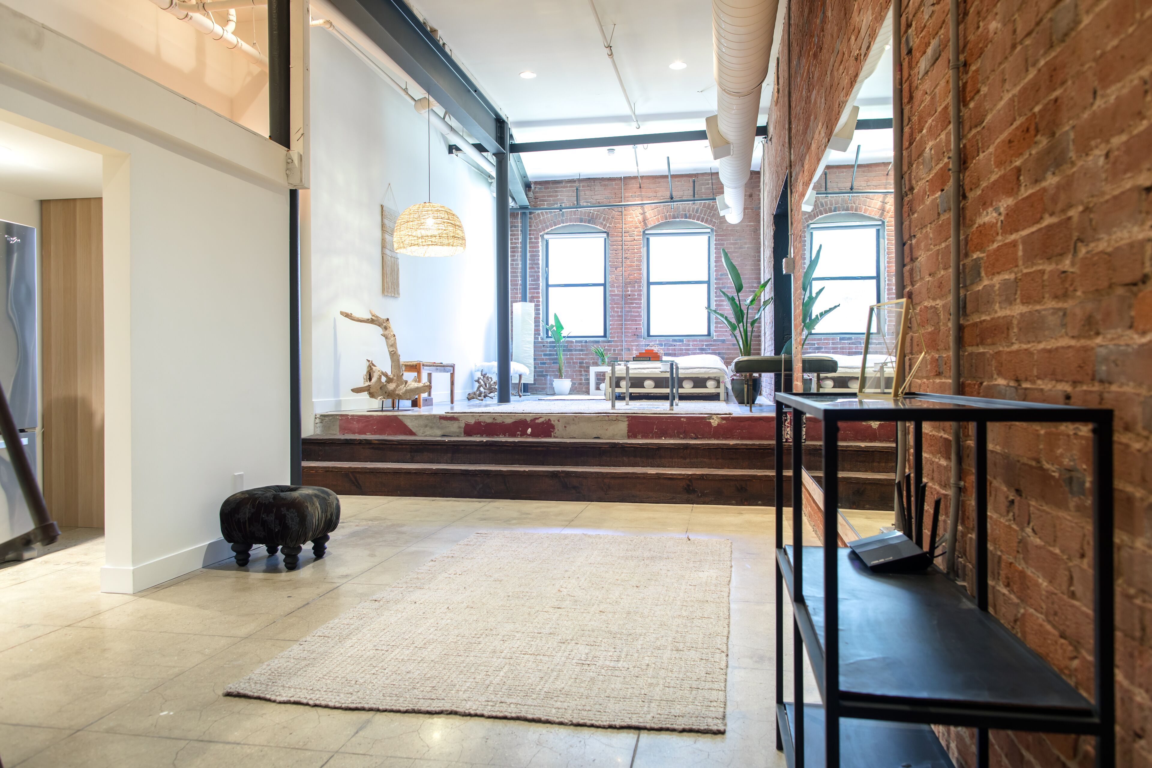 Prime area of Beautiful Arts District with the top Restaurants around 
