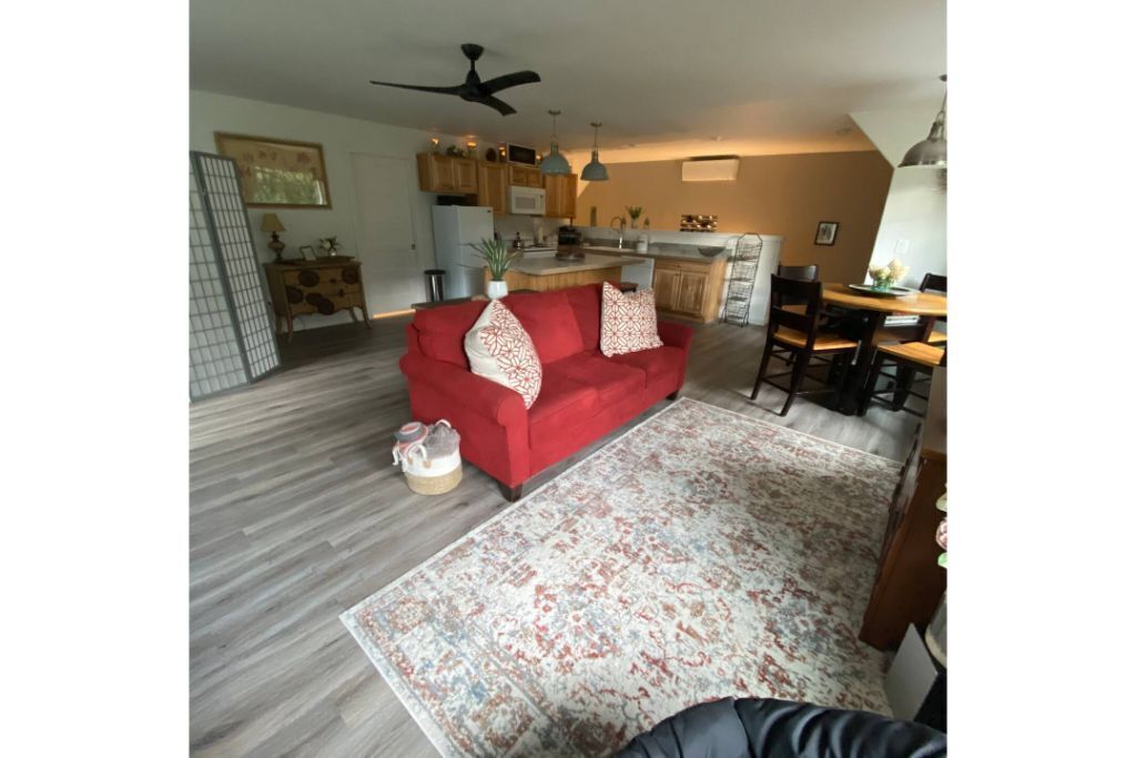 Tranquil Studio Apartment with Mountain Views.
