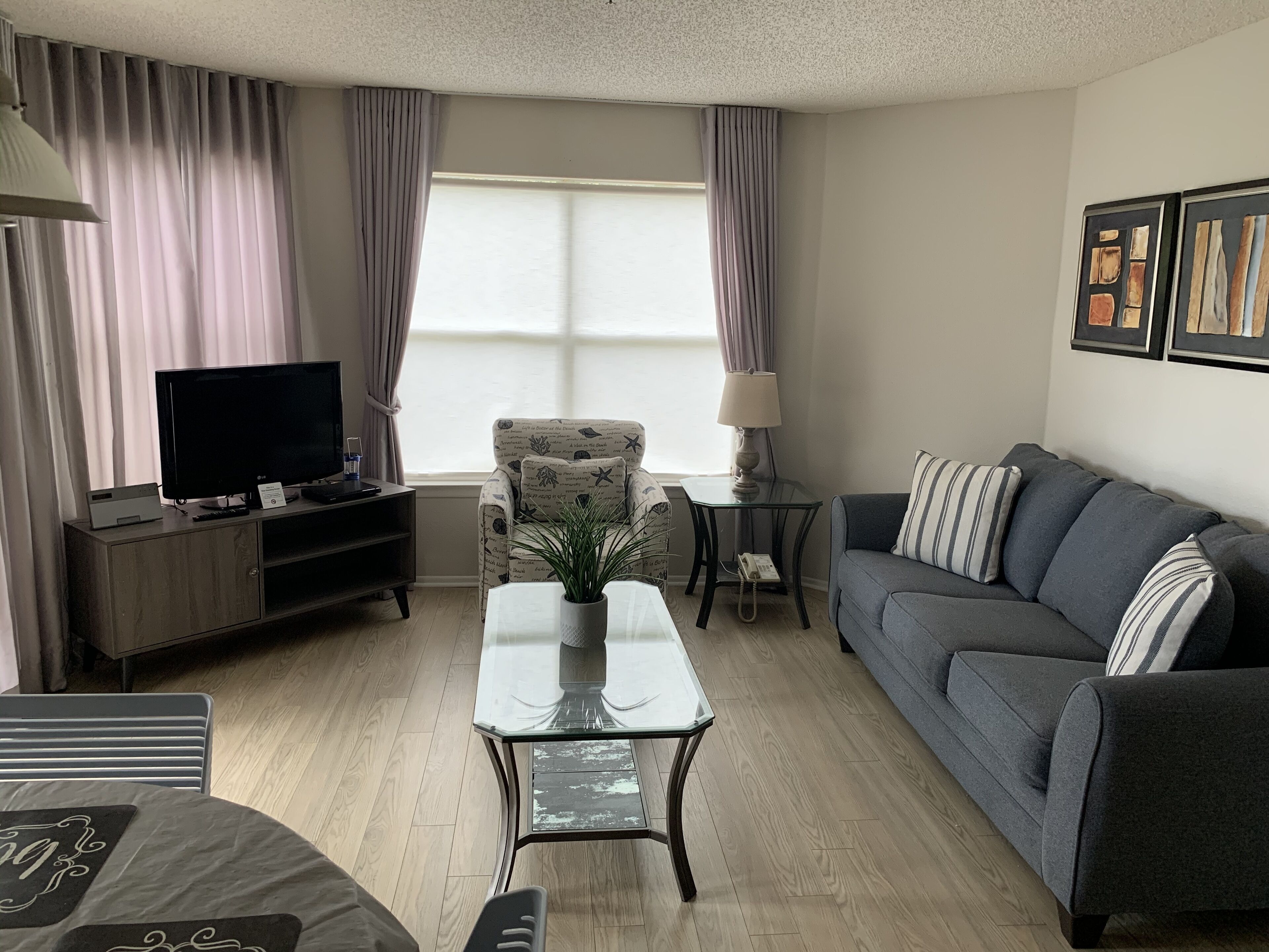 Lovely condo near Seaworld and Disney parks