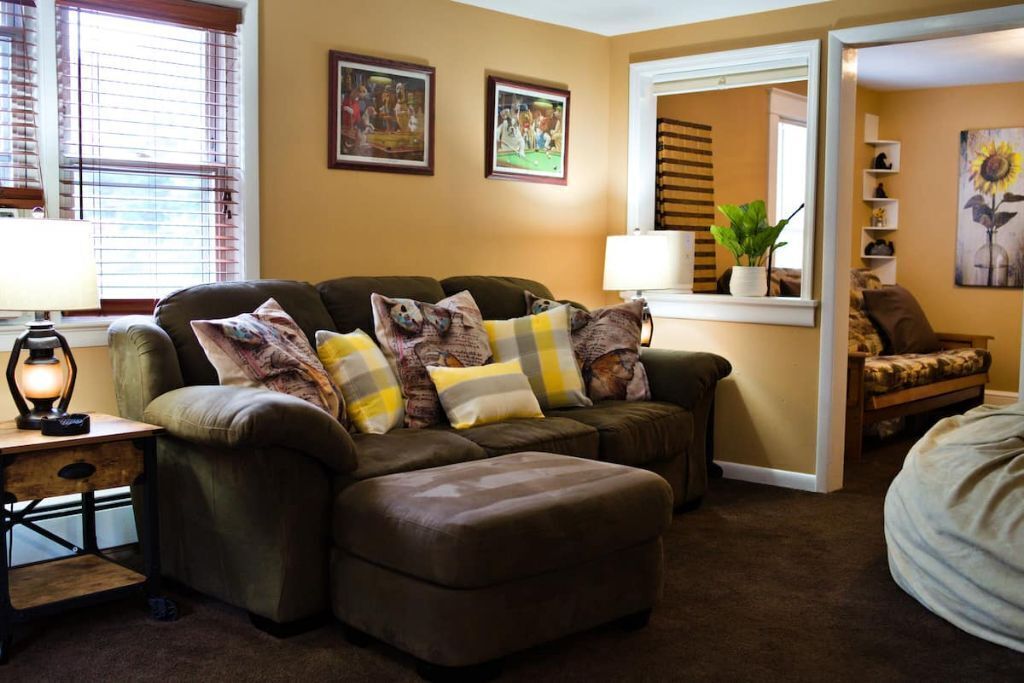 Comfy Nest- Minutes from Camelback, Kalahari,  Casino, The Crossings Outlet