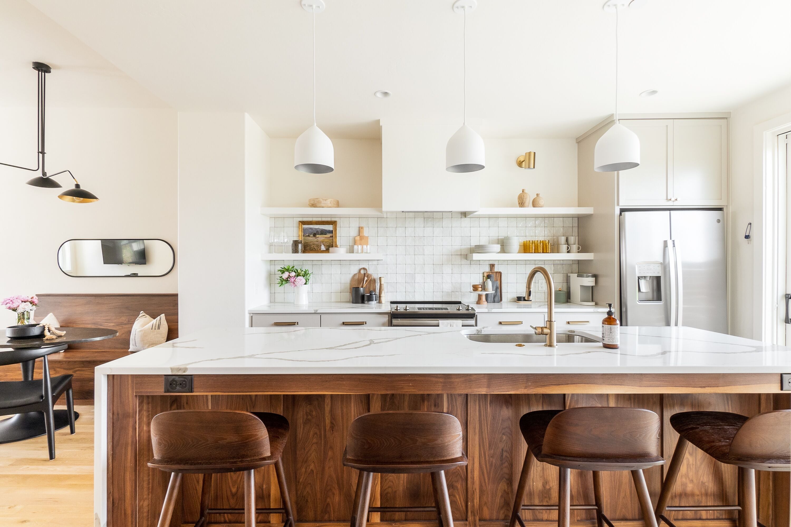 The Hive \V/ New Greystone with Downtown Views