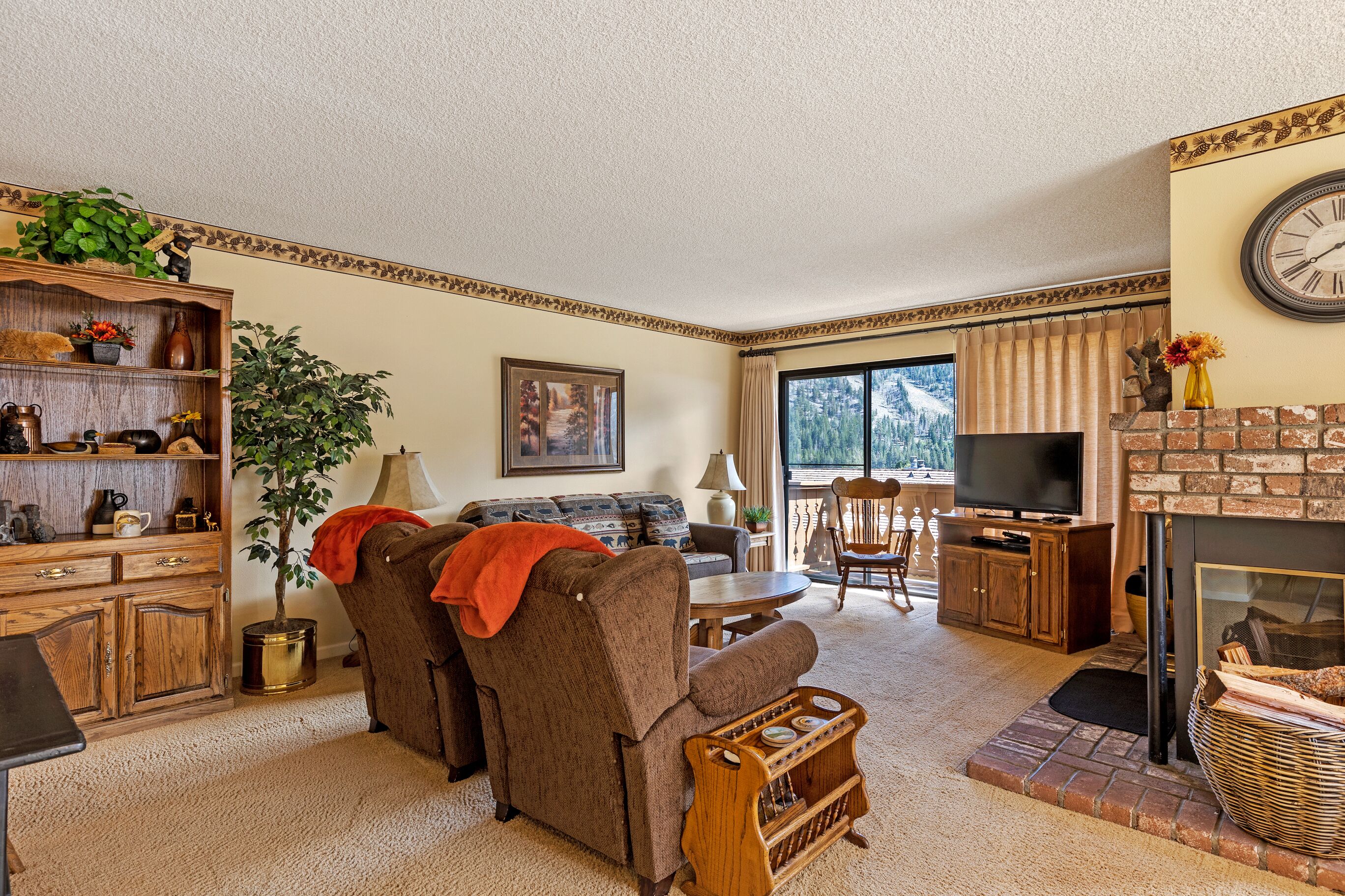 Interlaken 1, cozy two-bedroom condo