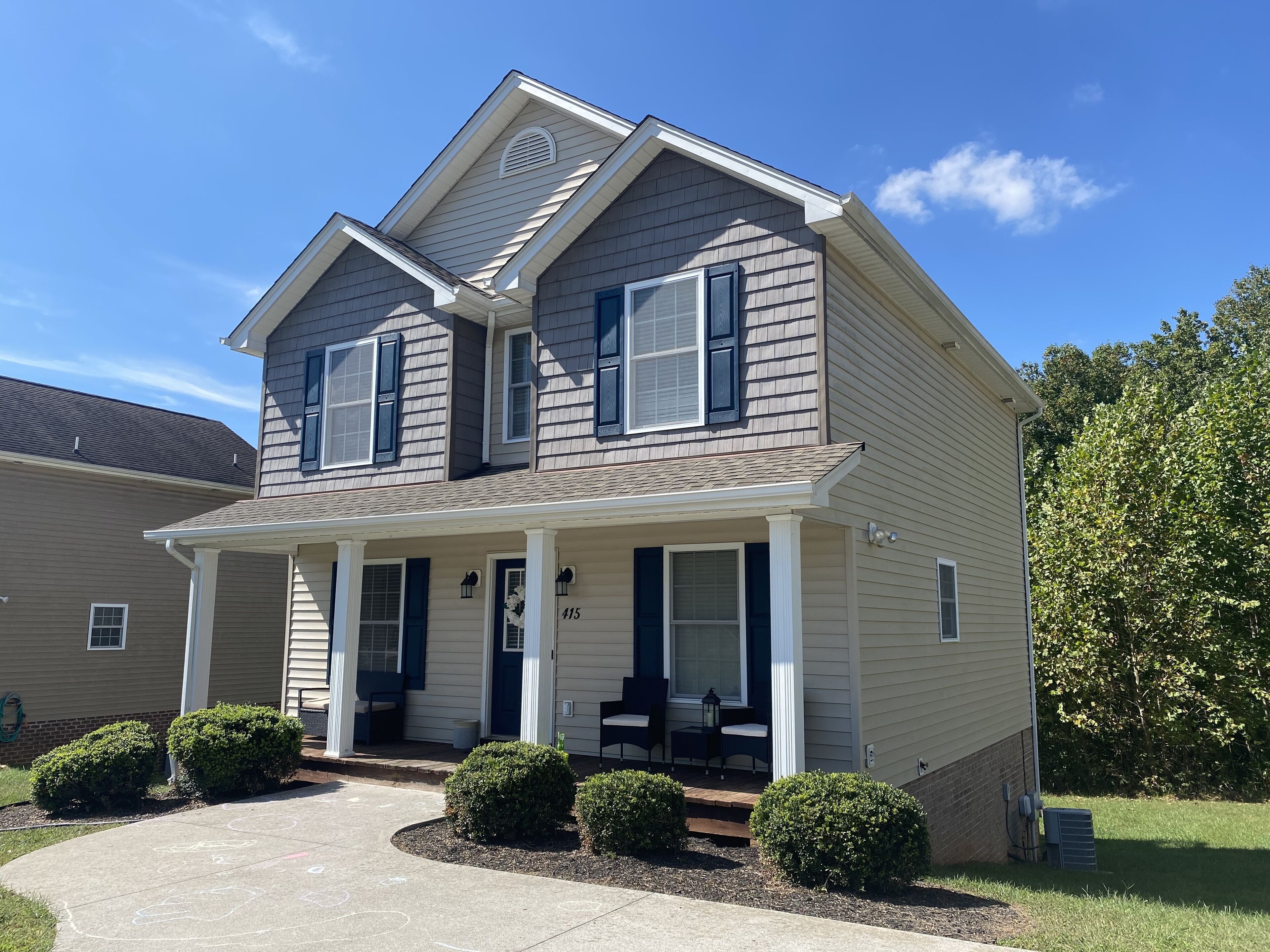 Cozy Basement Apartment- Quiet Neighborhood- Centrally located