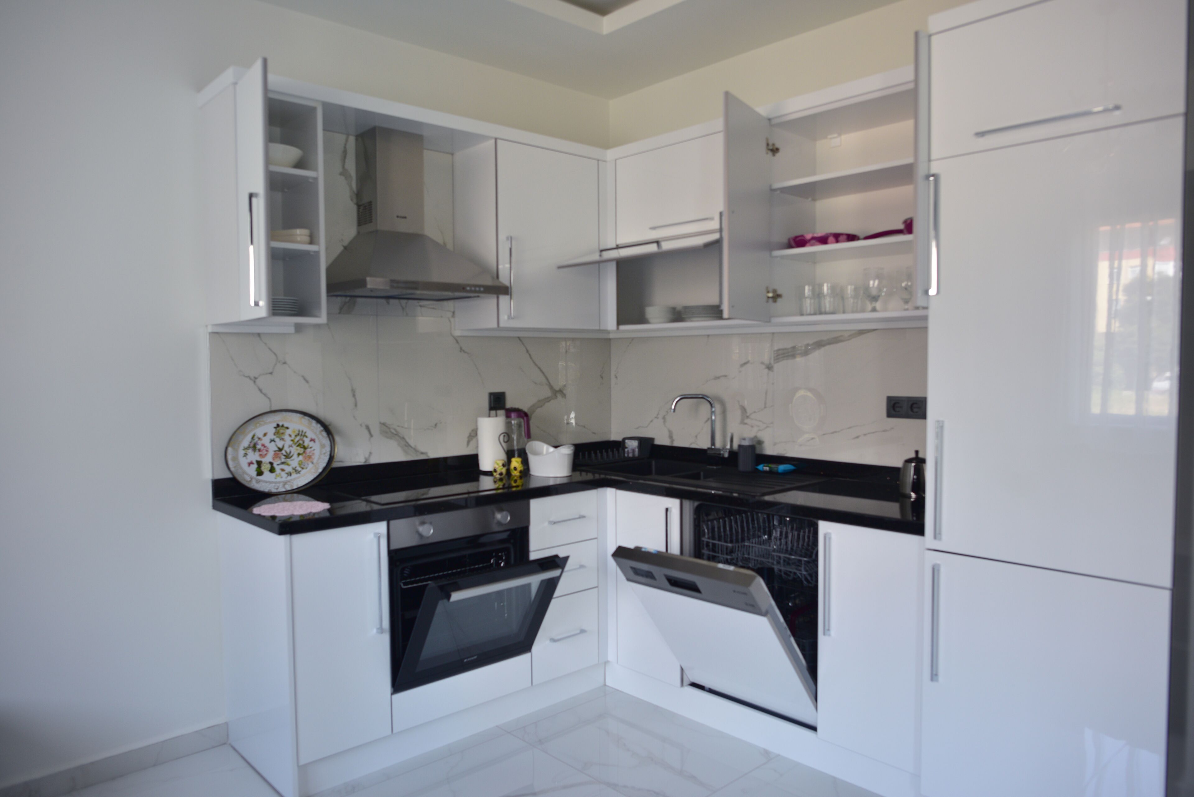 1+1 LUXURIOUS FLAT IN CLEOPATRA A1