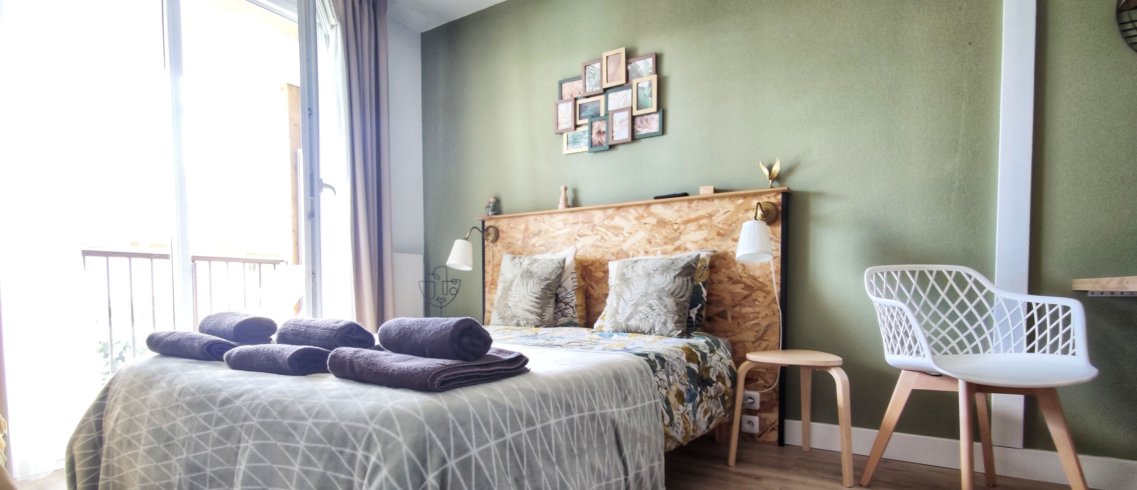 studio "le tantôt" pool view 