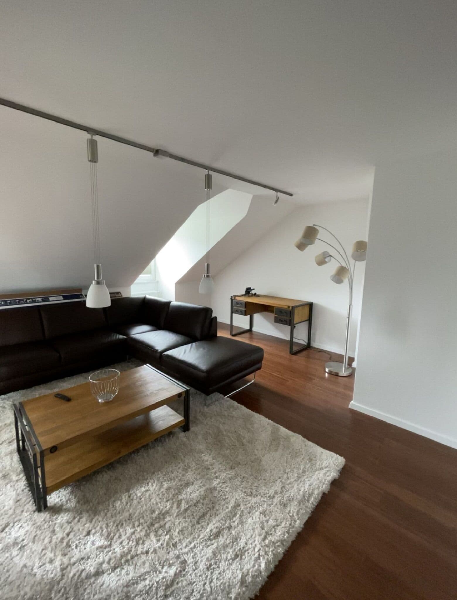 Luxurious holiday apartment (55 sqm) with south-facing balcony and bio-ethanol fireplace