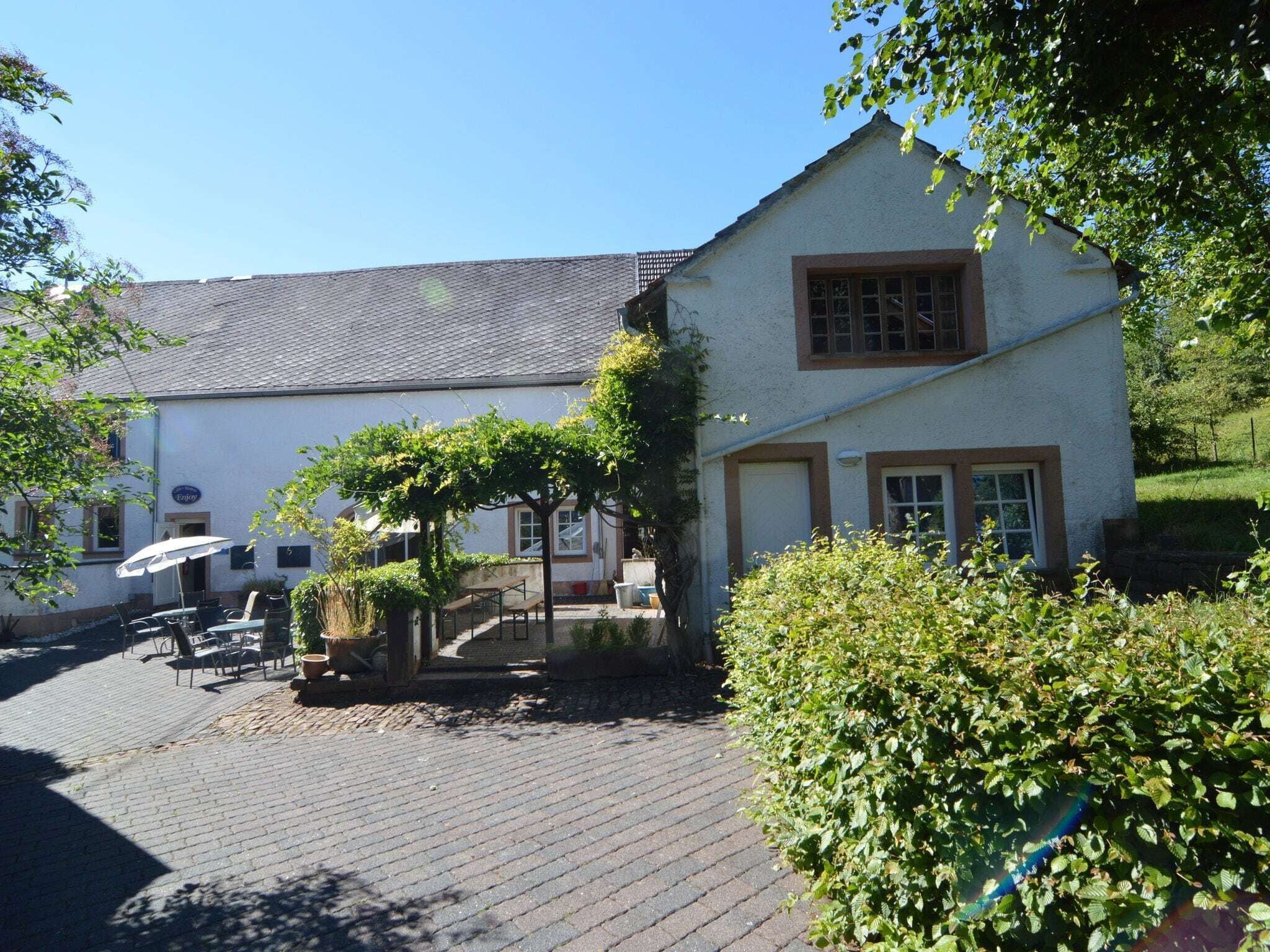 Flat in Meisberg with in-house catering