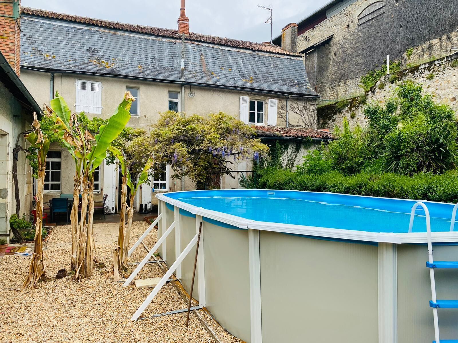 Cosy Cottage with pool in the countryside, France