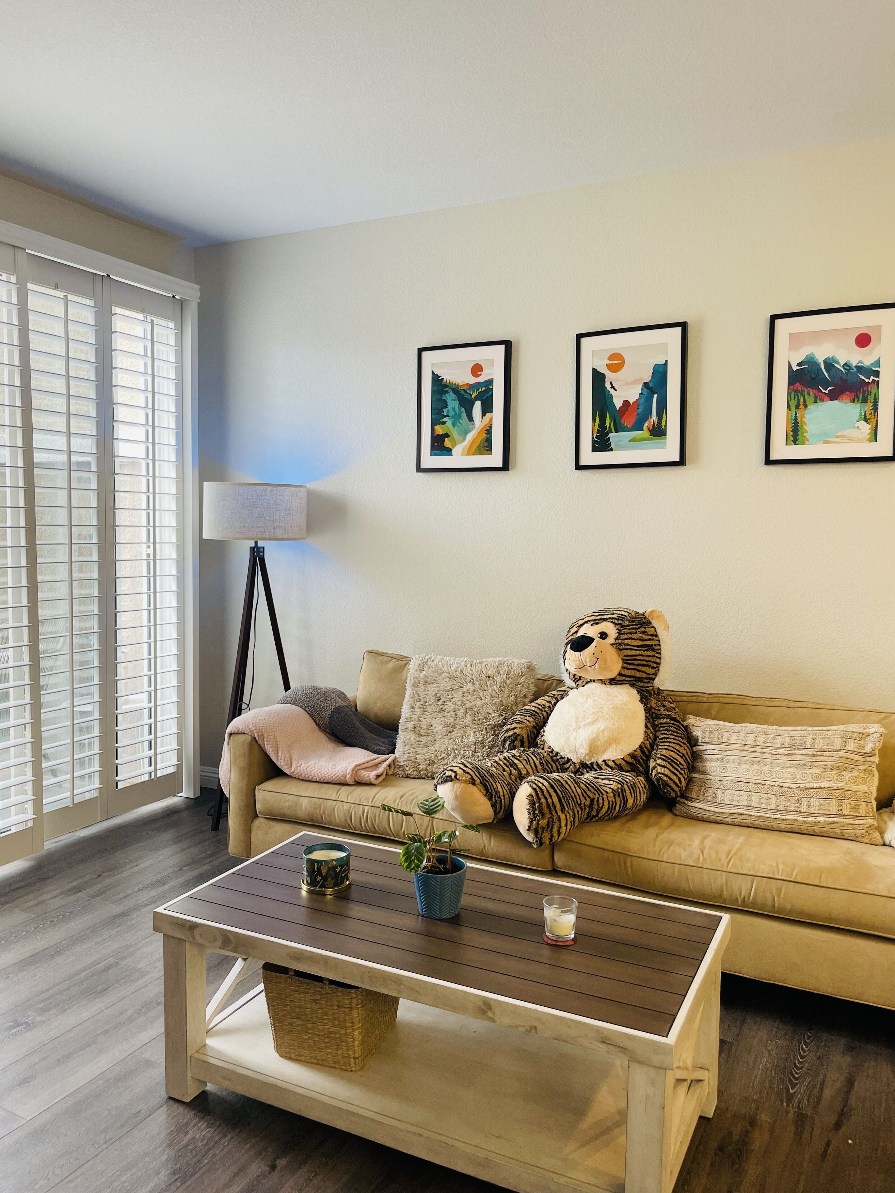 Stylish & Affordable Condo in Irvine - WFH & Relax