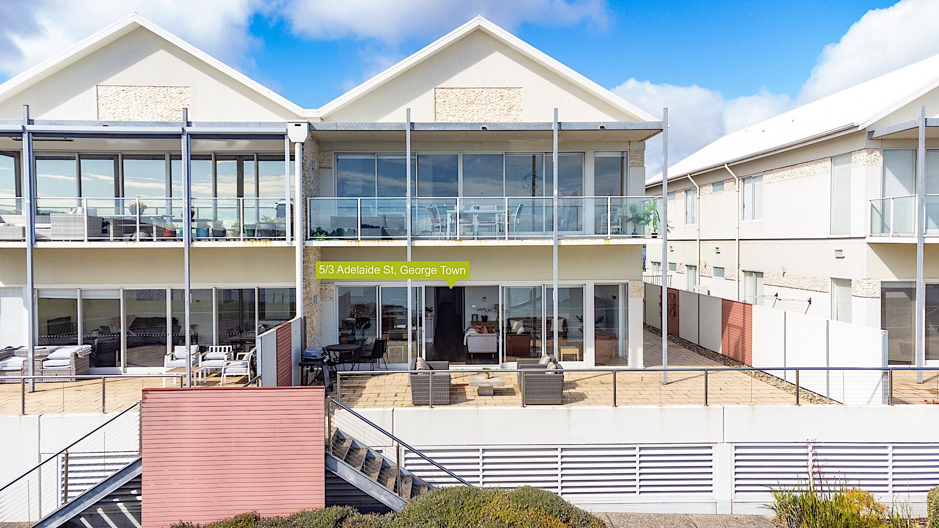 York  Cove Apartment