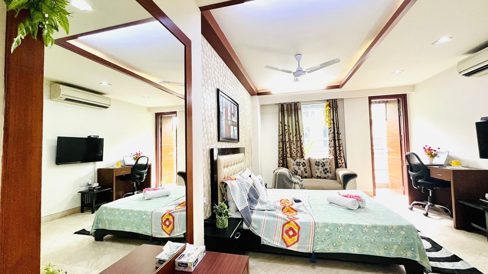 BluO Cozy Studio - Green Park & Hauz Khas Village