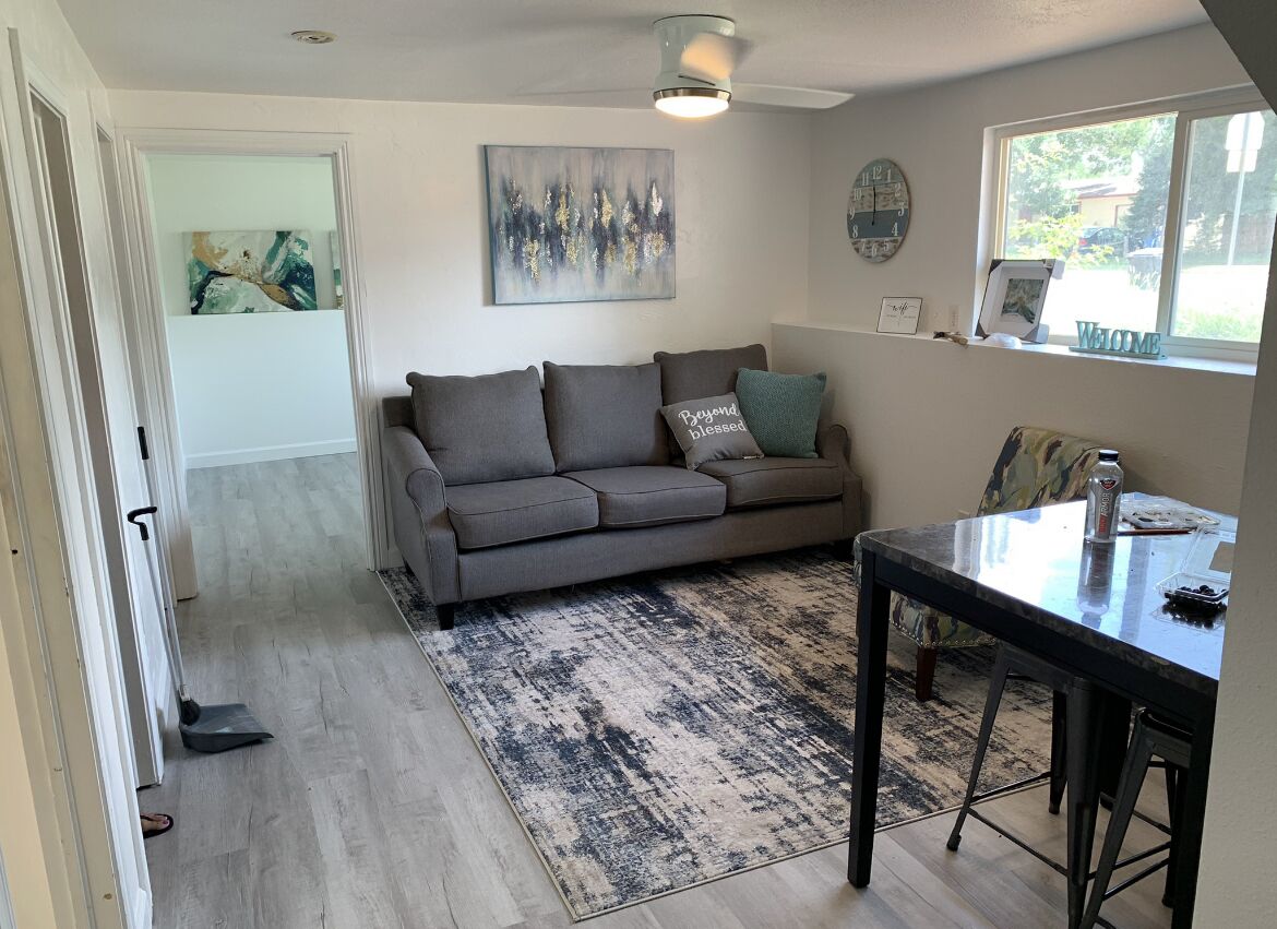 Rare Find Private 2br 1ba In Colorado Springs