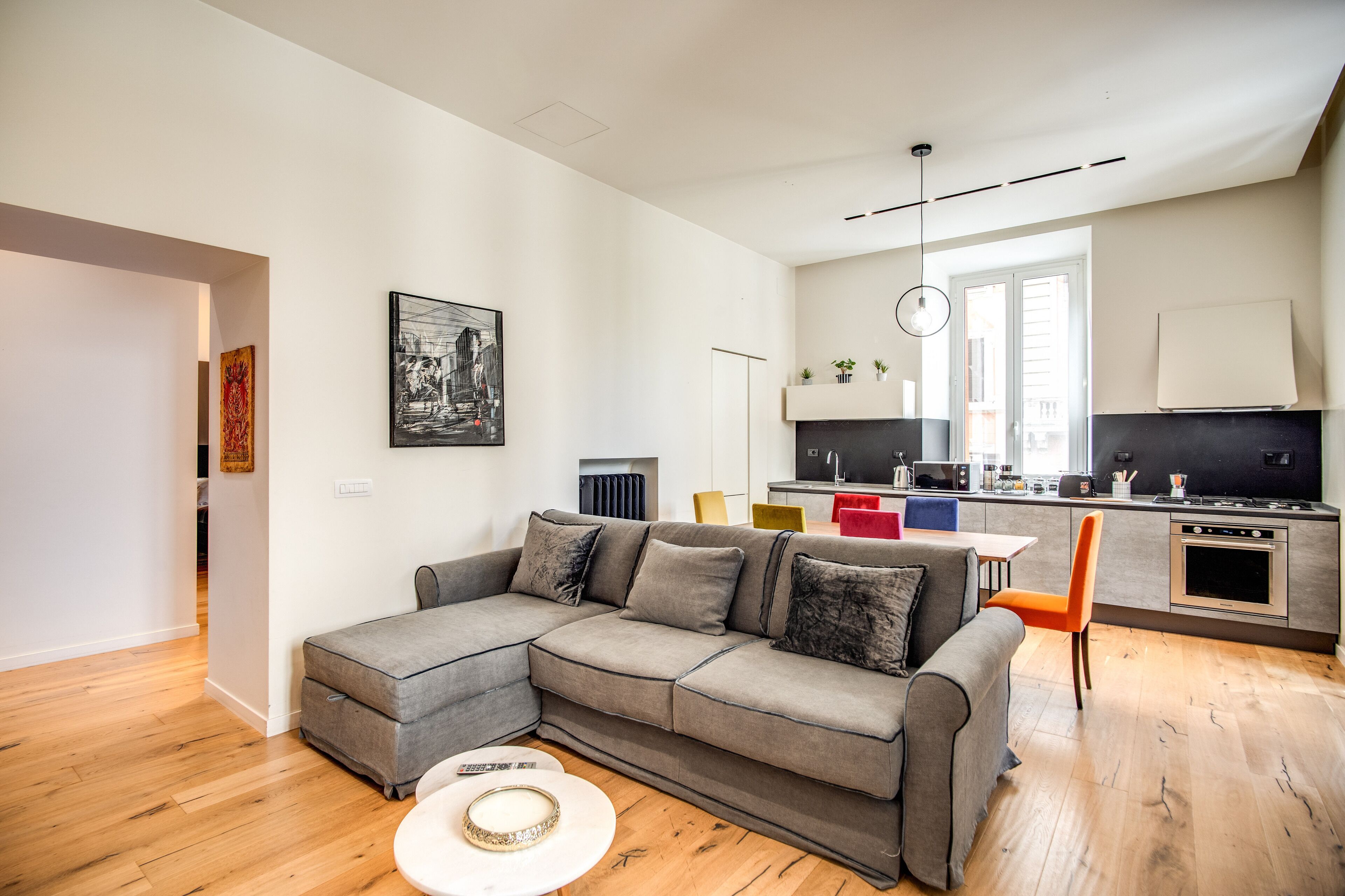 STYLISH BIG FLAT IN PIAZZA DEL POPOLO