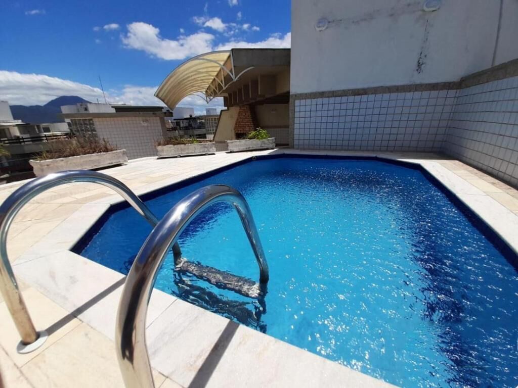 Cover with pool, barbecue and sea view