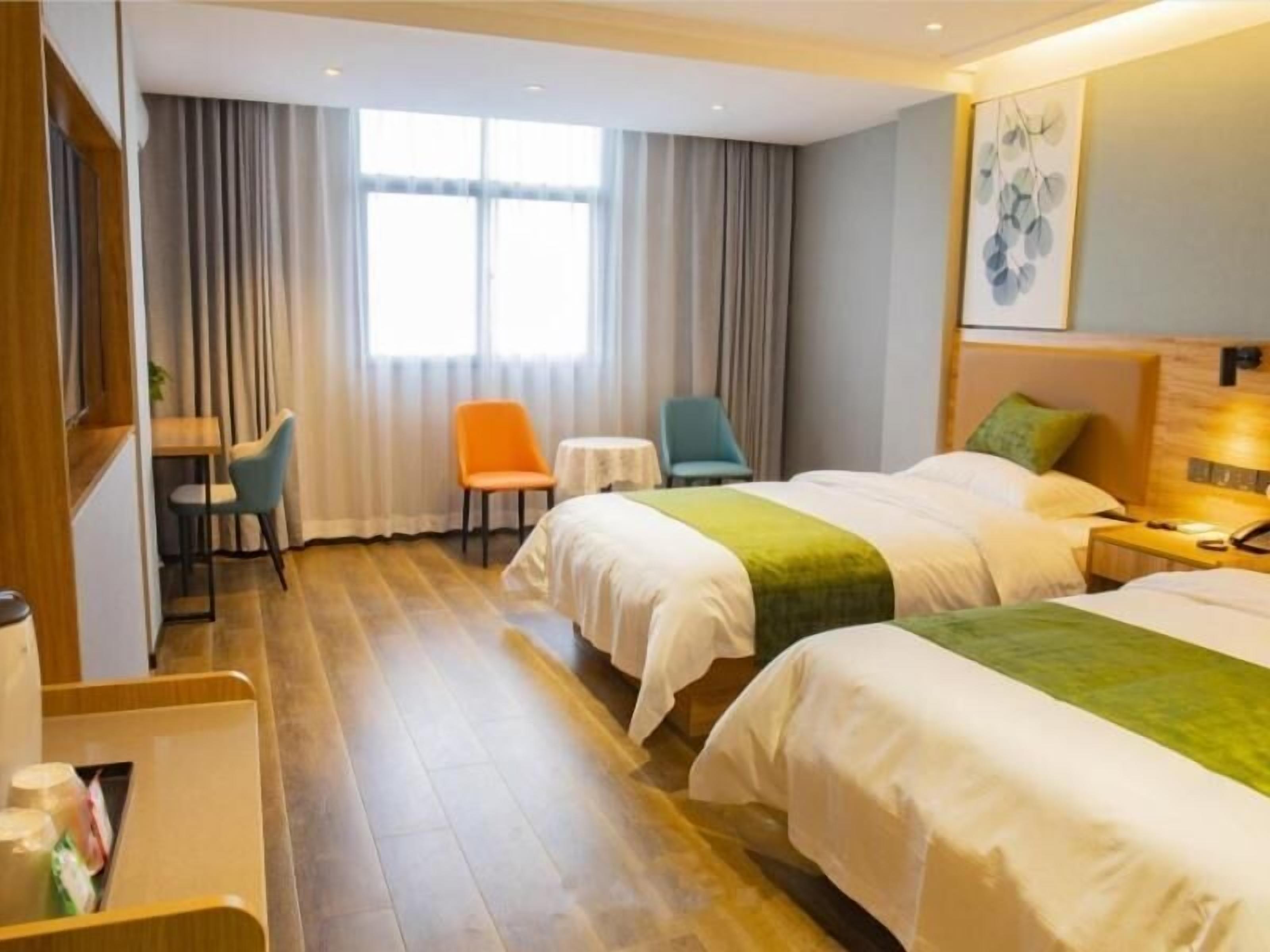 Shell Fuyang Development Zone Xin An Avenue Hotel