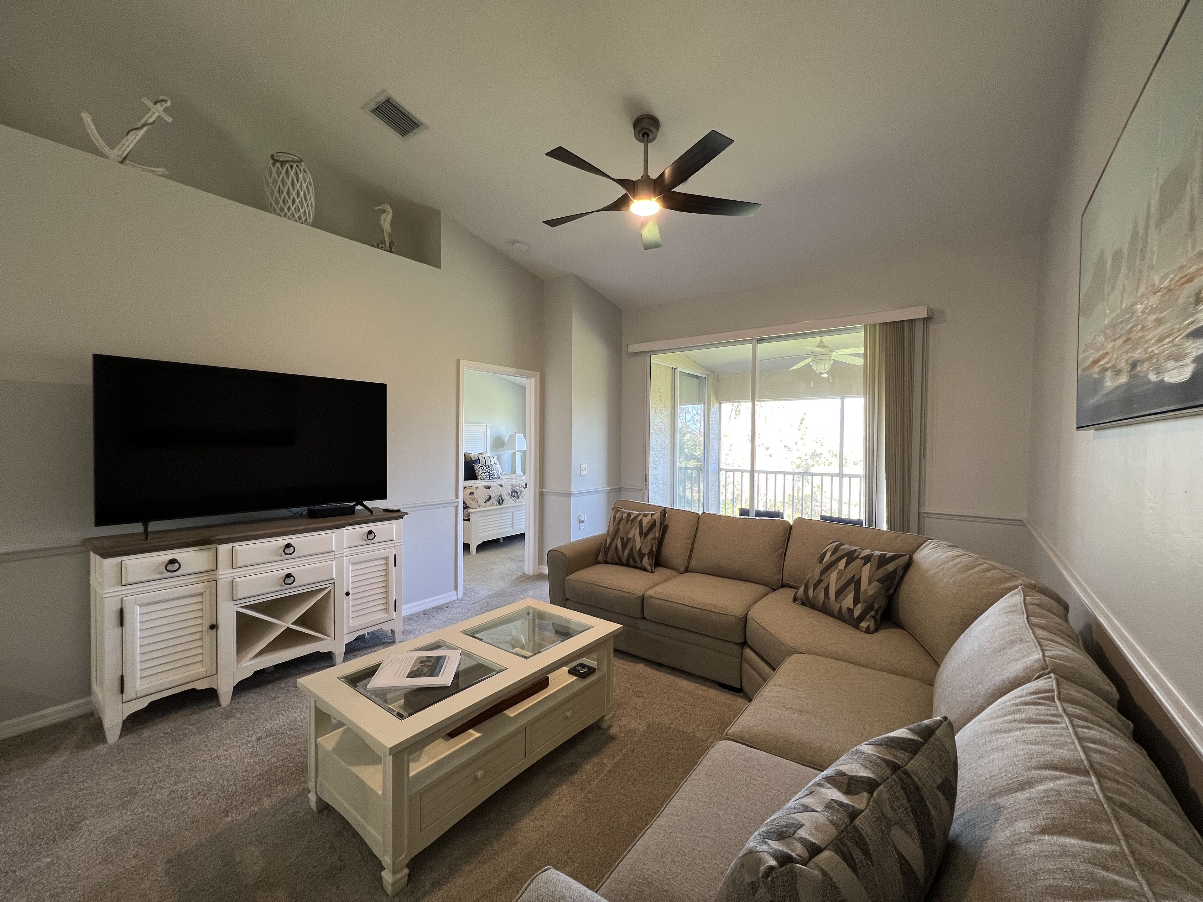 Gorgeous Newly Furnished Condo in Gated Golf Course of Stoneybrook