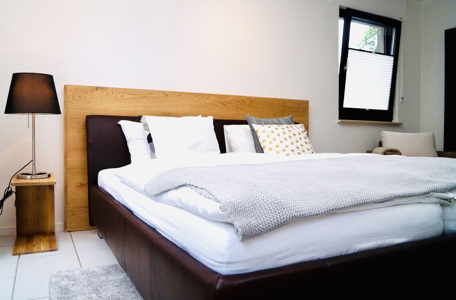 Apartment with terrace and private access.
