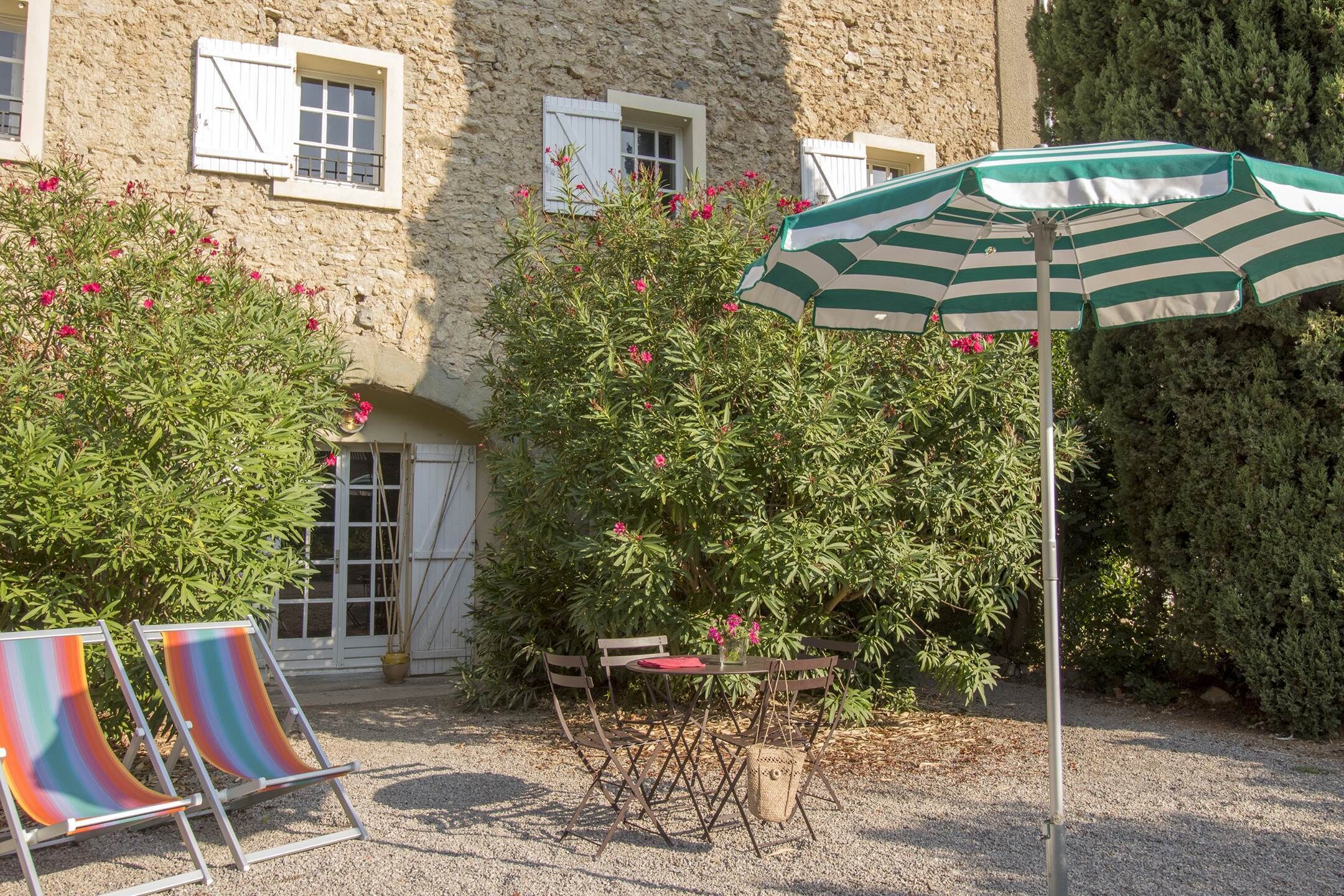 House of Laurels (n°1)