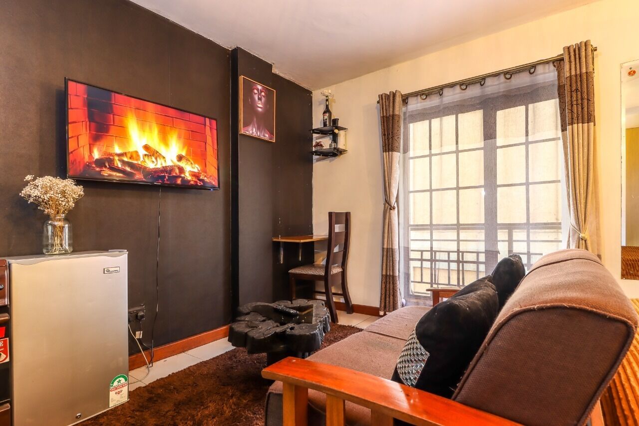 BROWN BUDGET SUITE 
