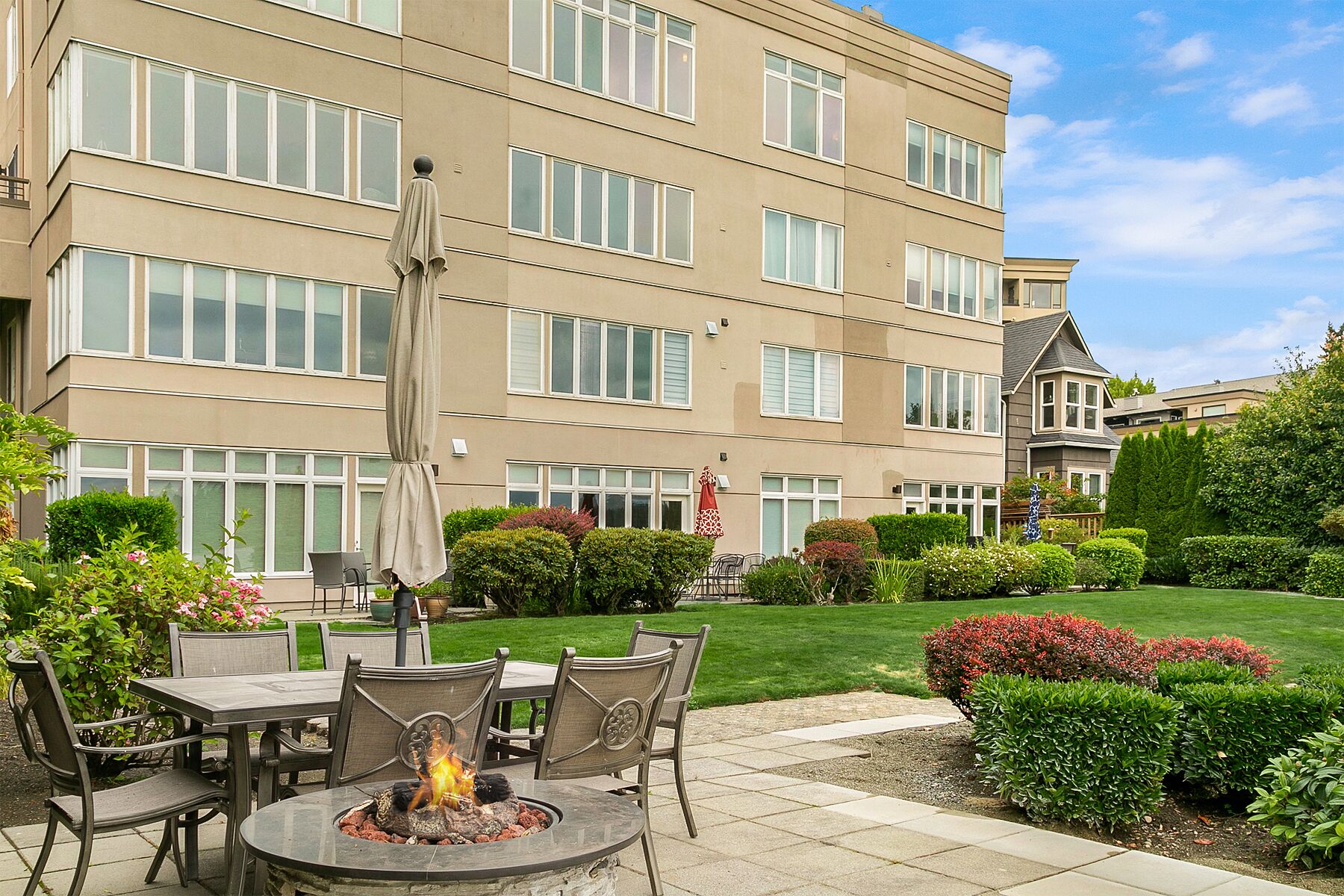 Waterfront Penthouse Condo