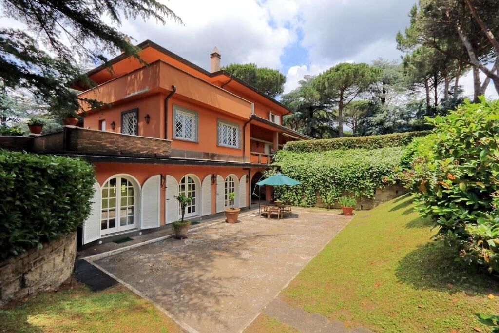 Il Patio Viale Vittorio Veneto 140