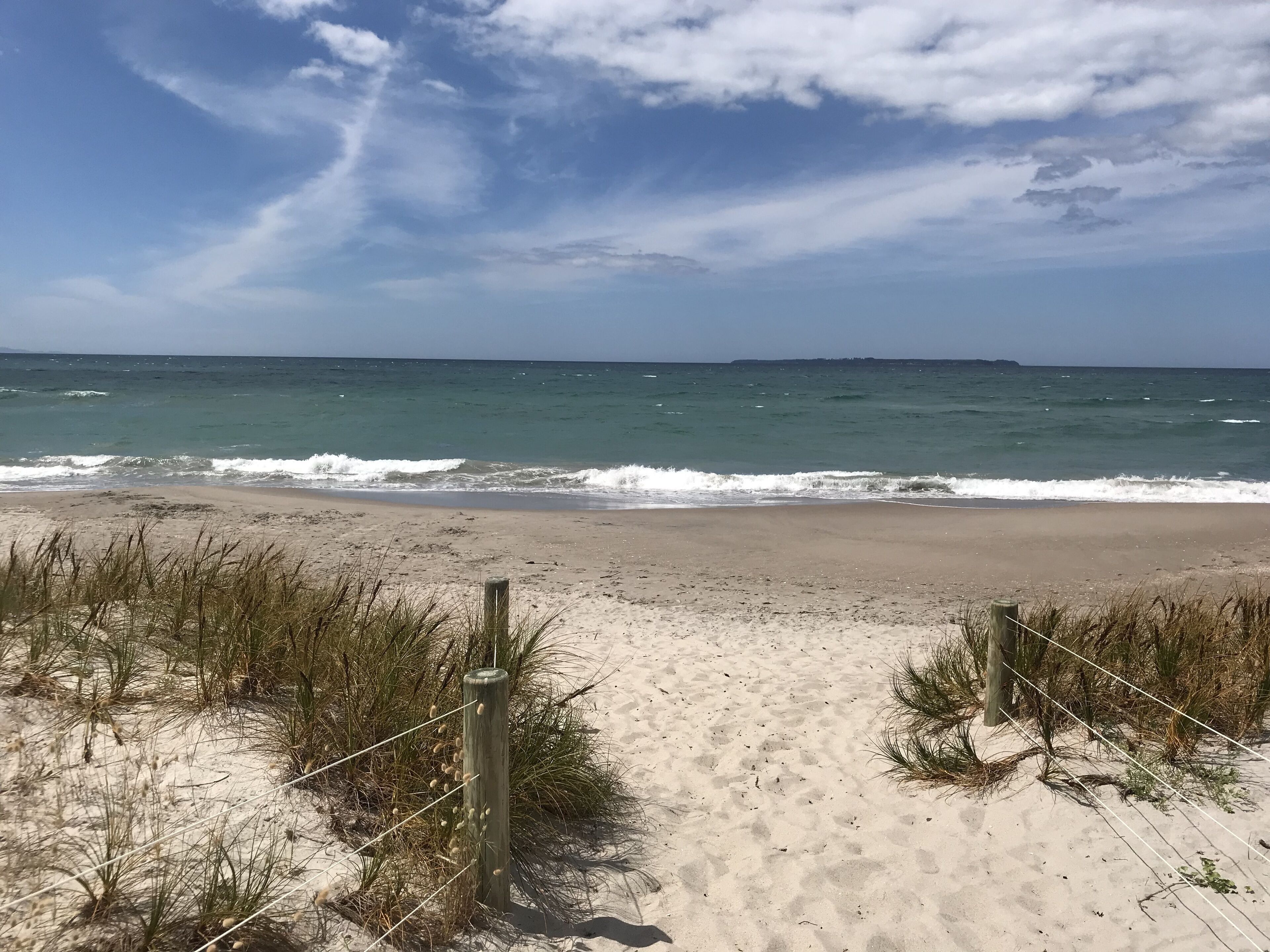 Papamoa Unit, Ocean Views.