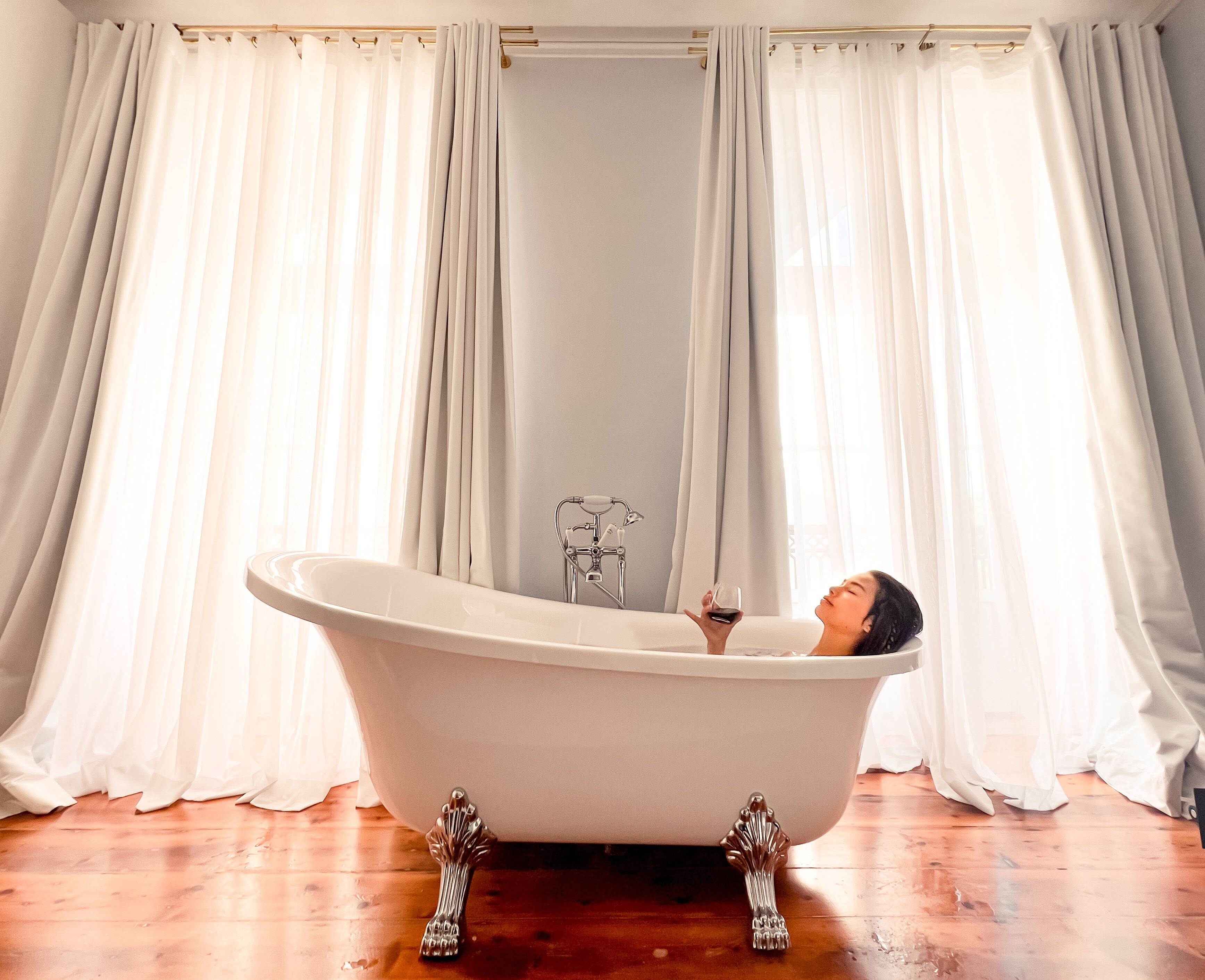 Junior Suite with bathtub in Palácio do Visconde right in the heart of Lisbon