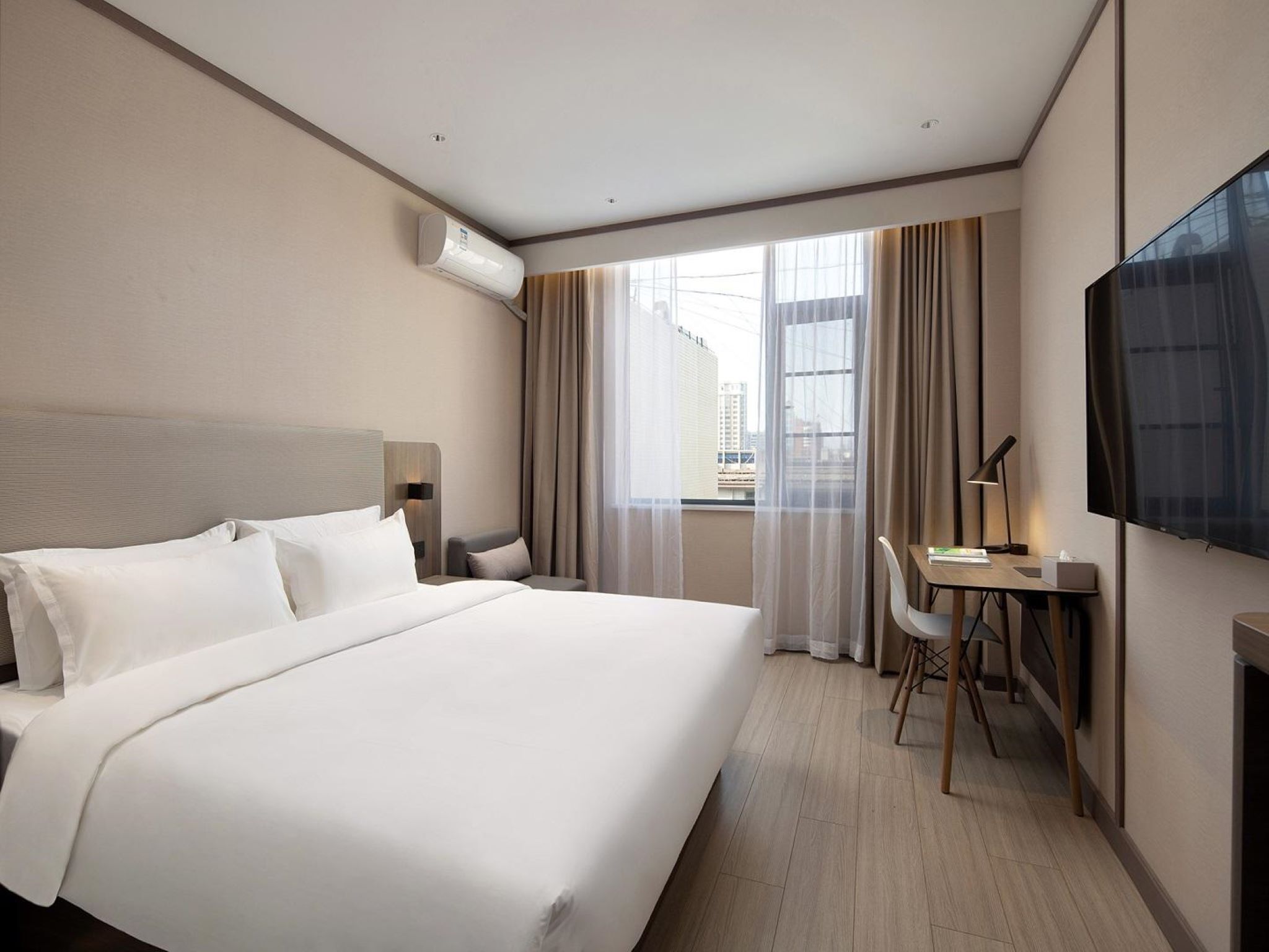 Hanting Hotel Changsha Yingbin Road Metro Station