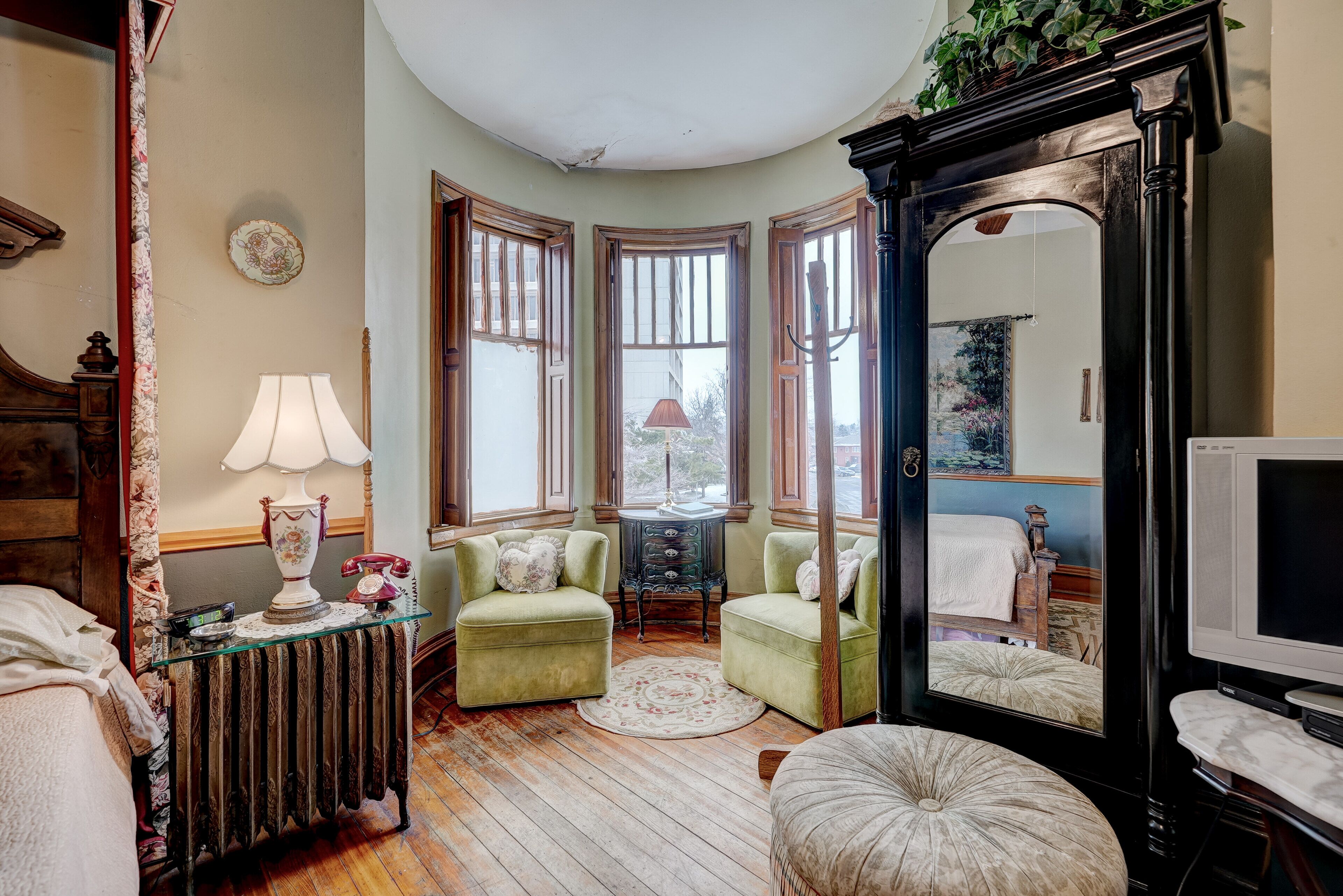 Florence Victorian Home 