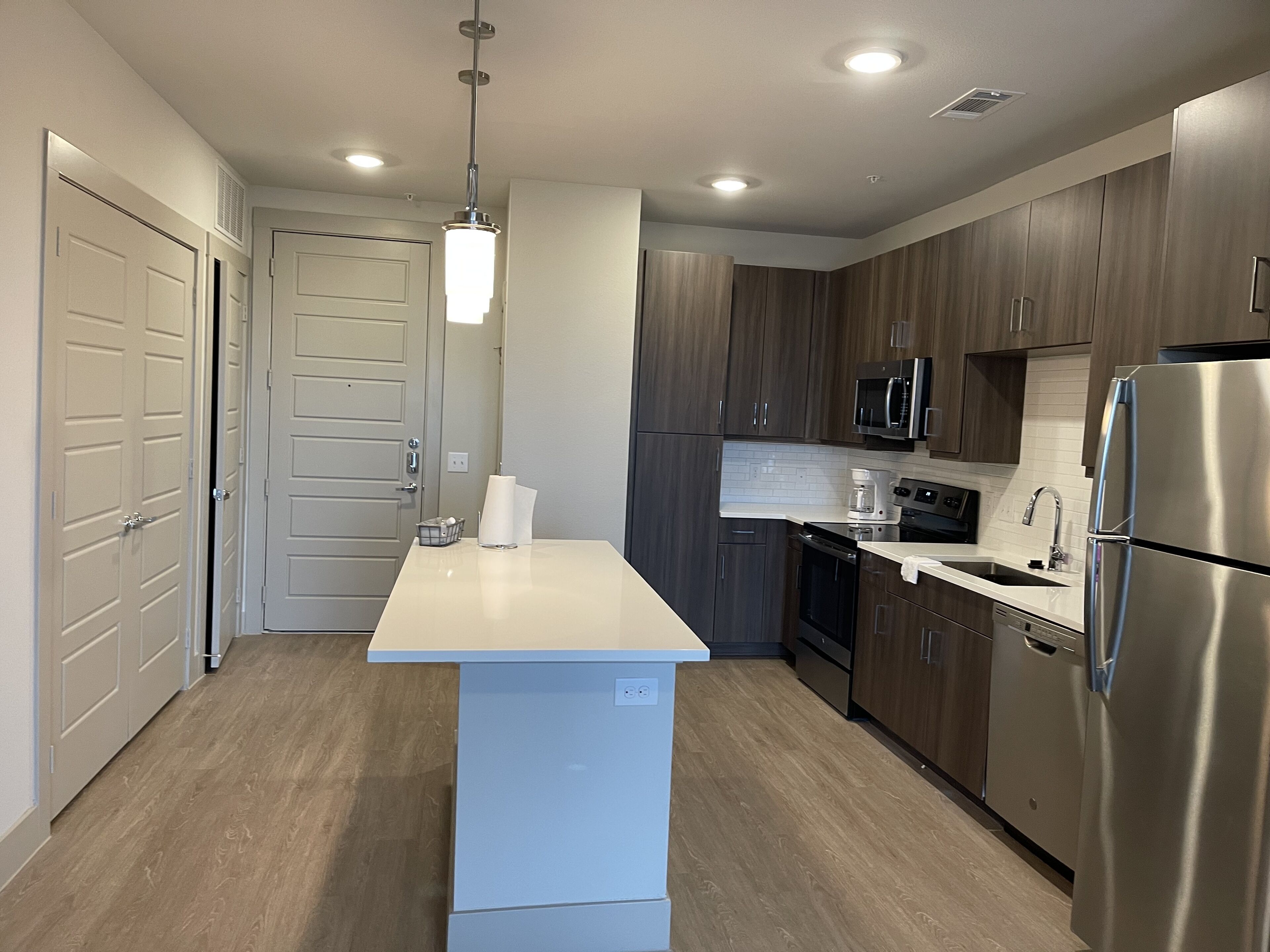 Elegant, modern apartment with modern amenities.
