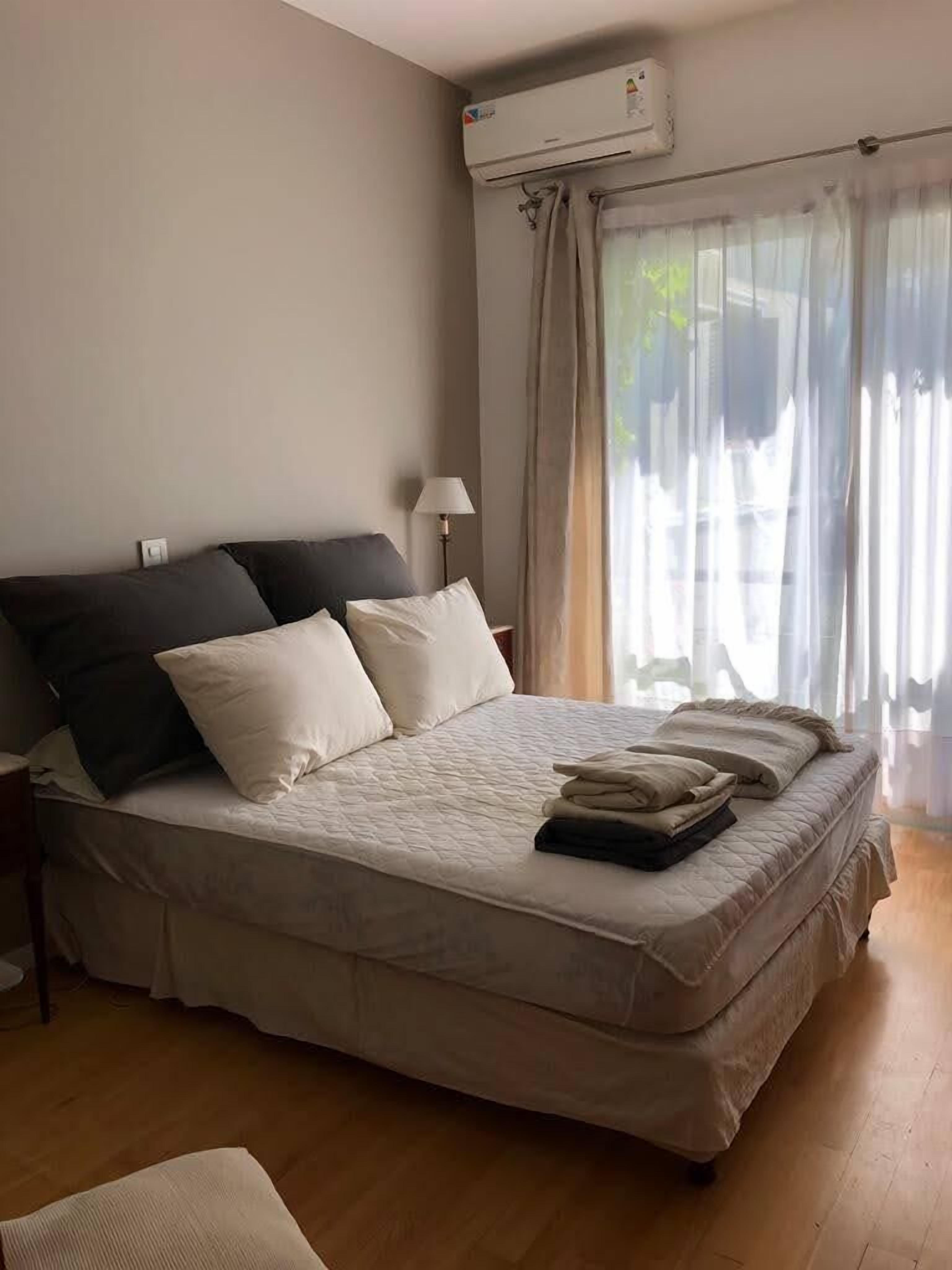 Suite room IN FAMILY HOUSE  