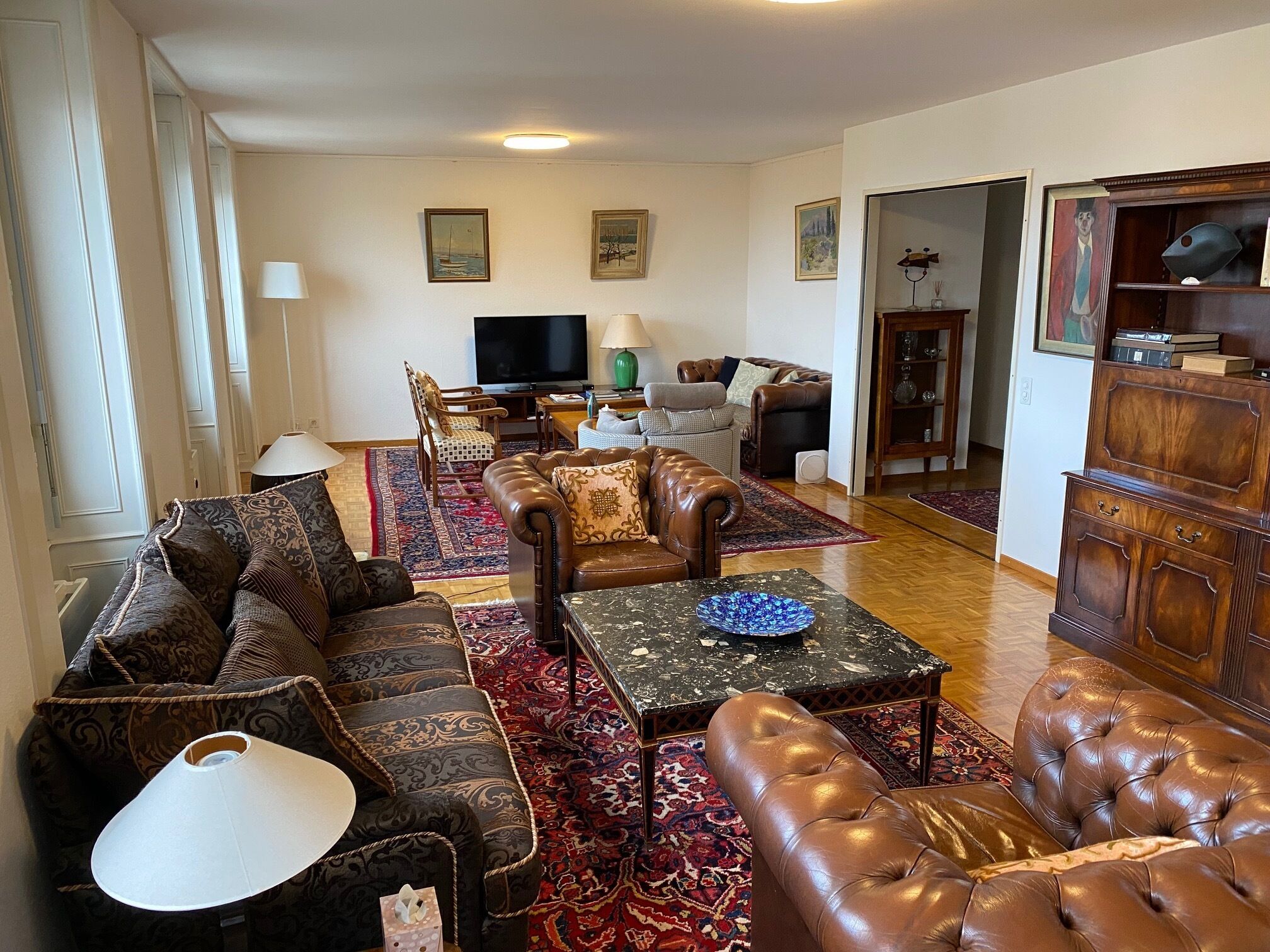 Geneva-Centre, Lake View, Splendid and Large Apartment.