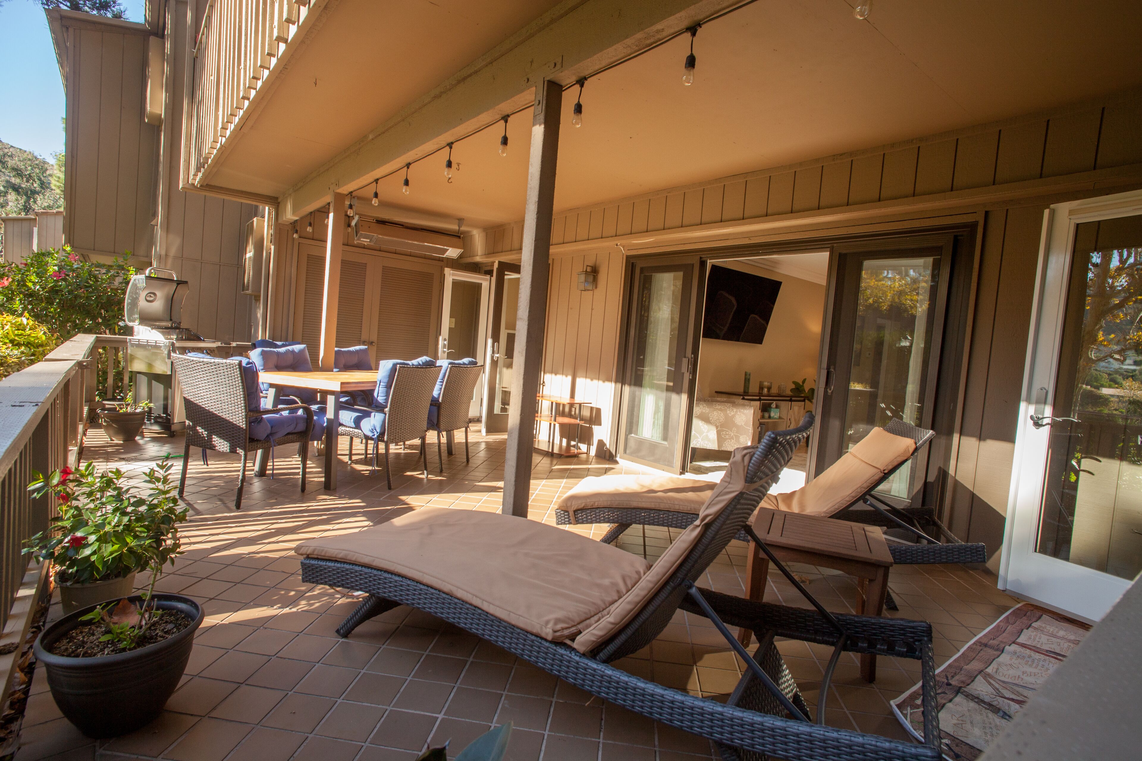 Spacious Golf Course Condo
