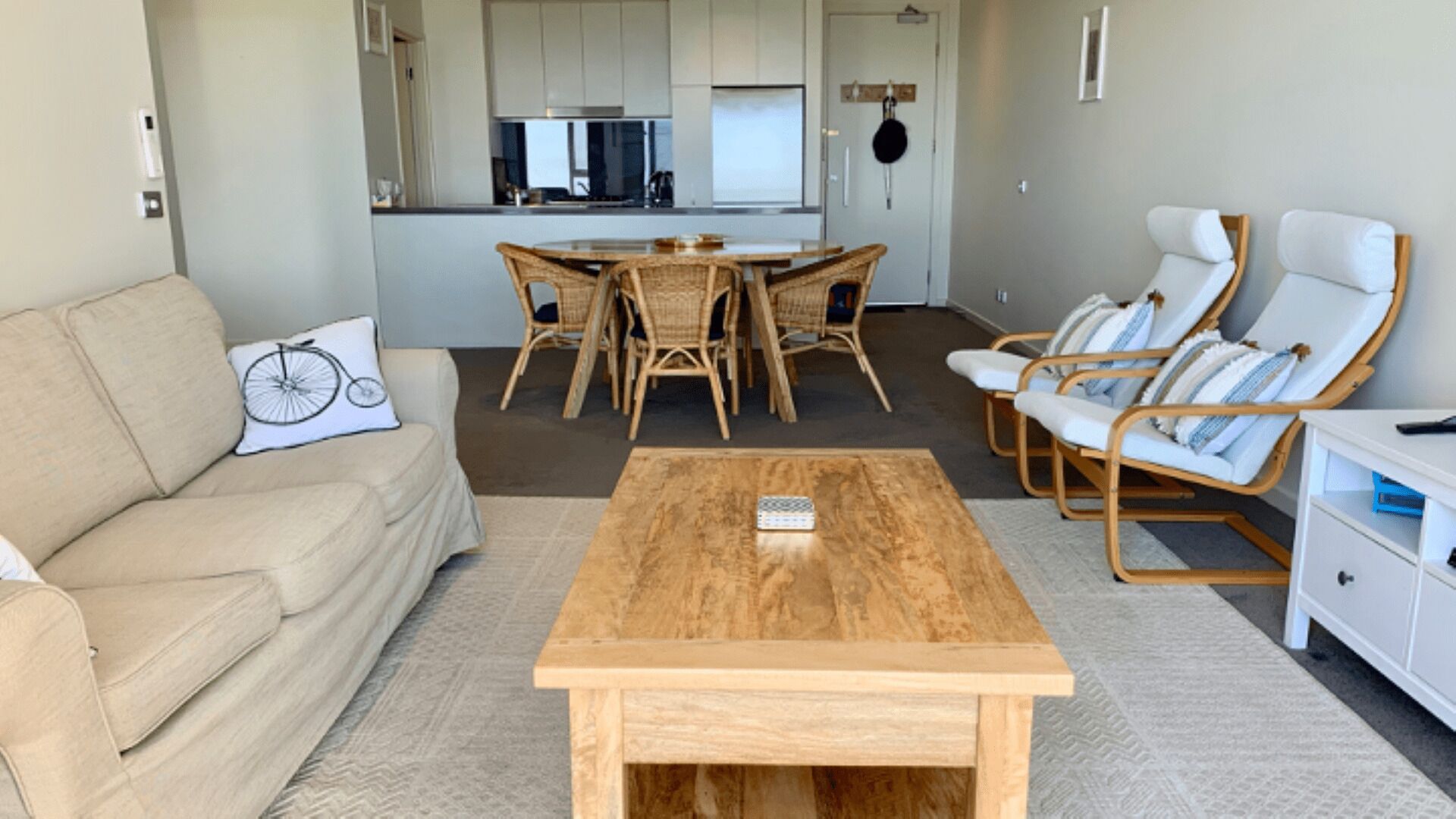 7/4 Sapphire View, San Remo with view to die for!