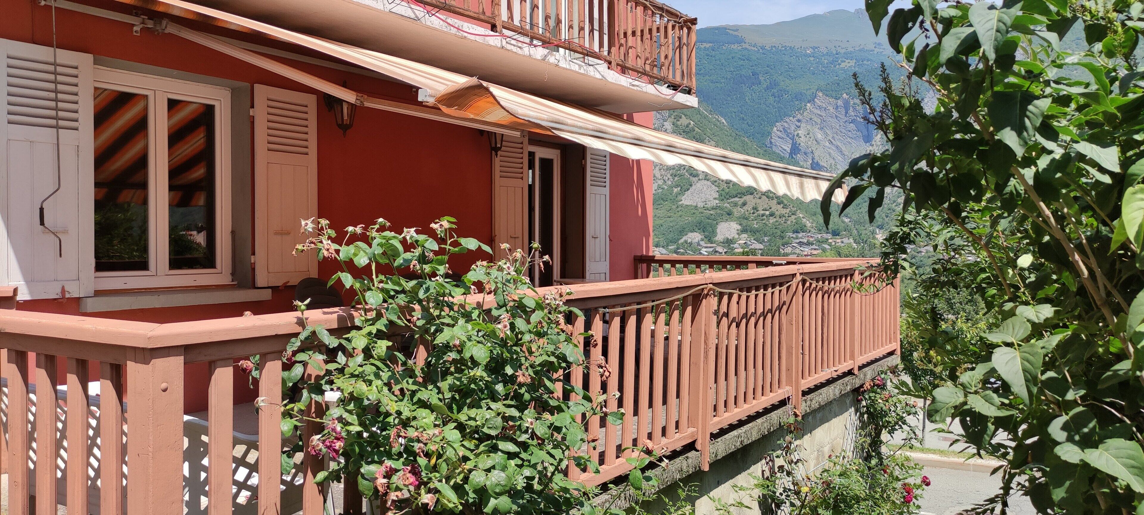Apartment in the mountains, ideal for visiting the Maurienne summer and winter