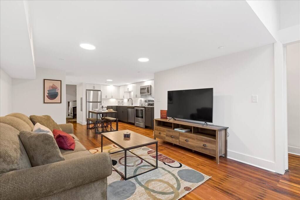 2bd/ba Corporate Housing for Biz/Medical Travelers