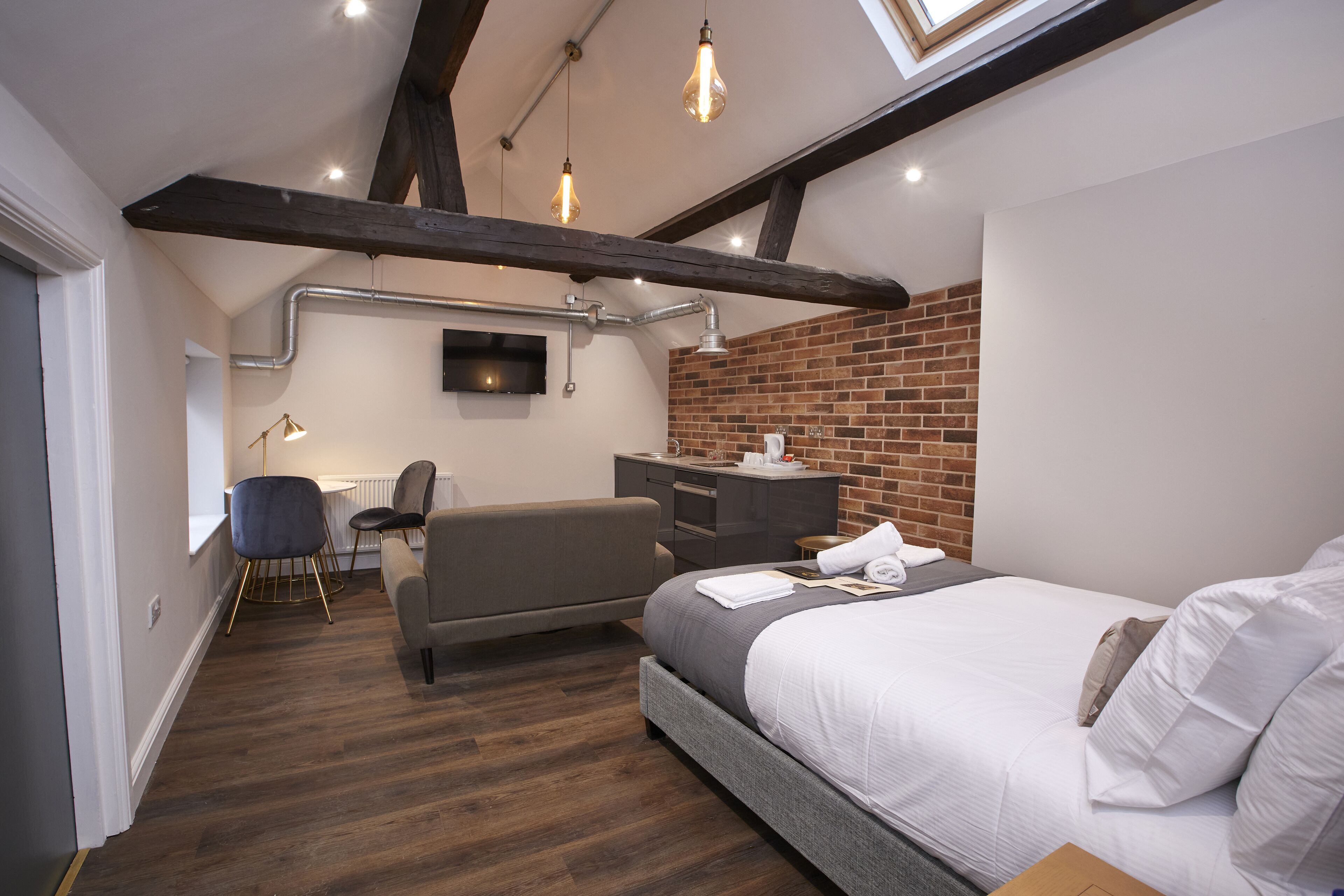 Three Cranes Boutique Hotel