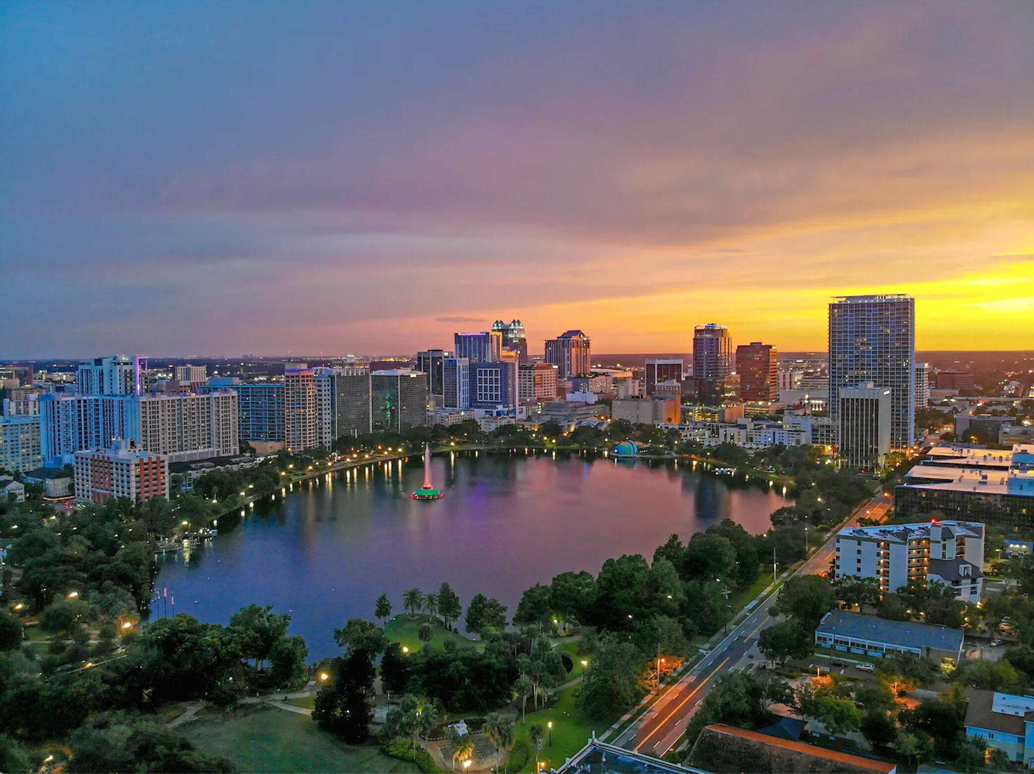 NEW ❤️ 2Bed/2B Luxury Condo in HEART of Dtown Orlando ❤️