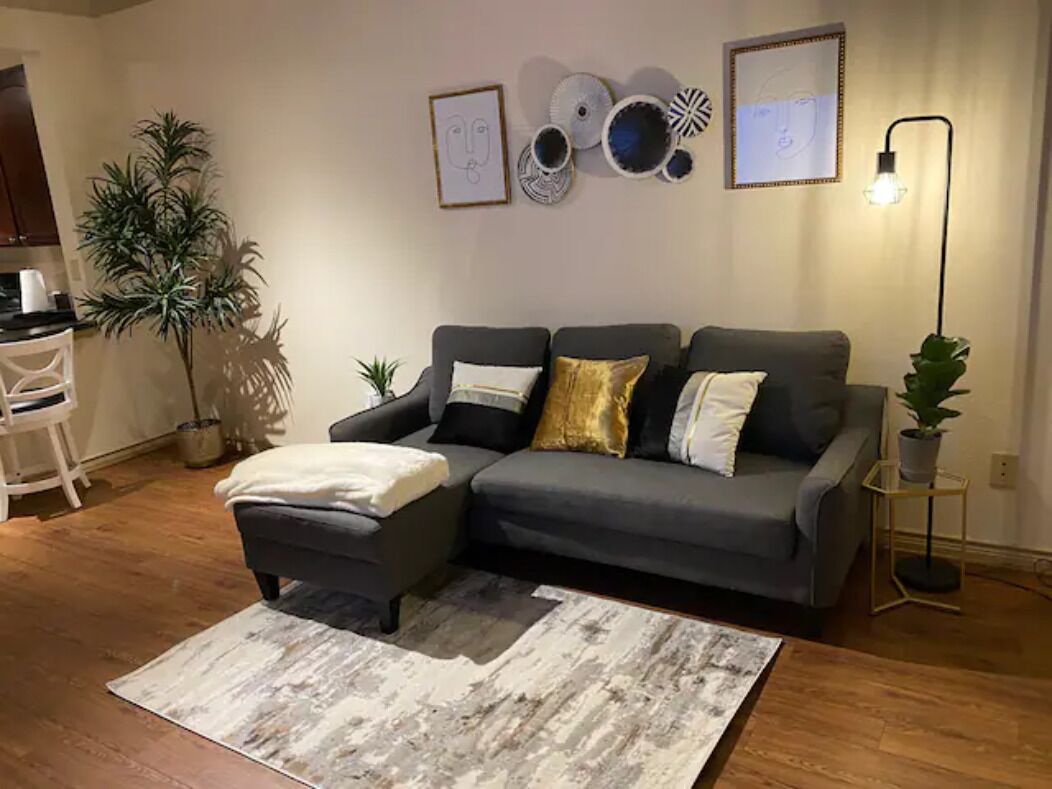 Modern, Cozy & Quiet