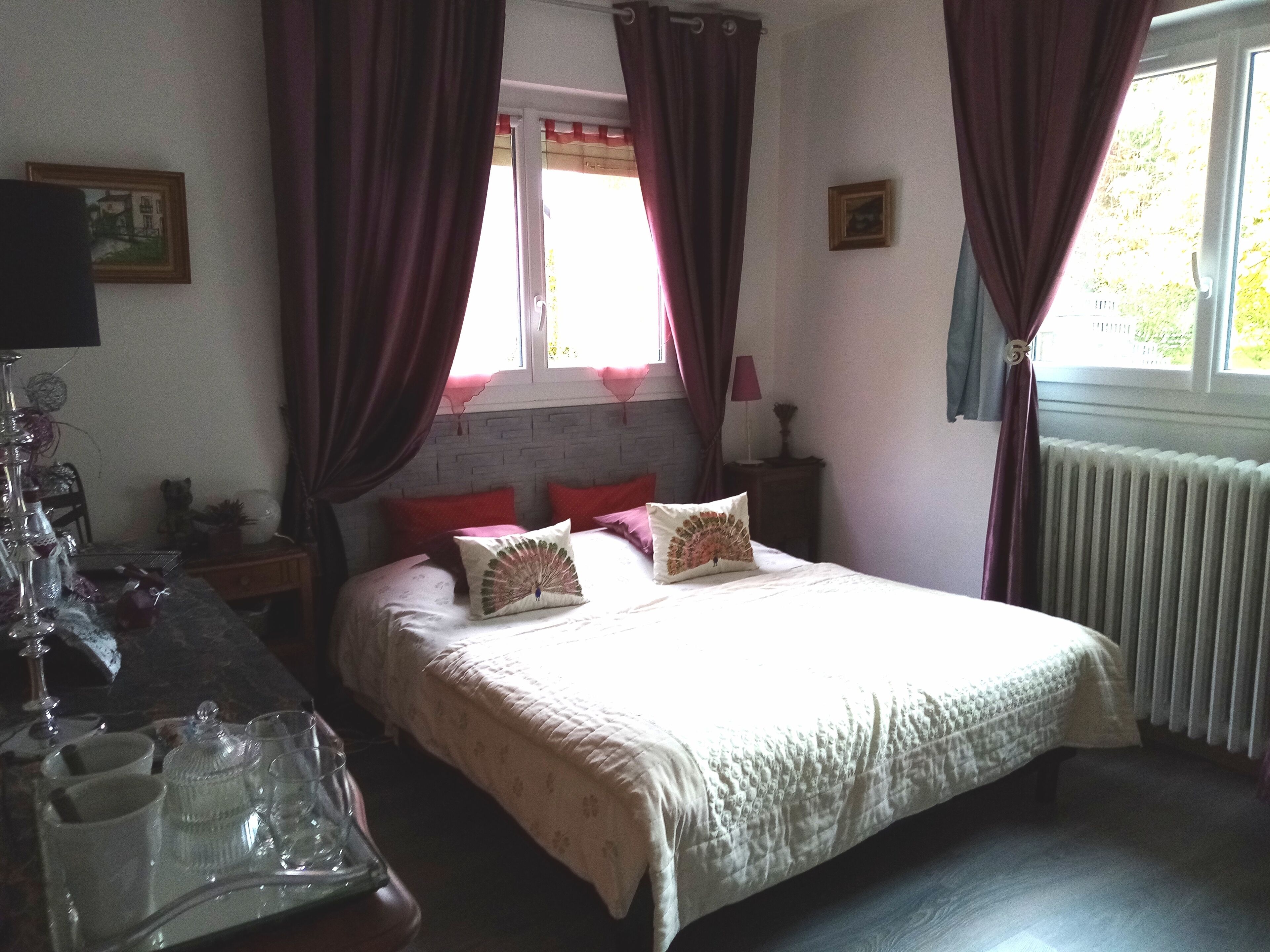 BED AND BREAKFAST in Garennes sur Eure in HAVRE DE PAIX-3 PERS