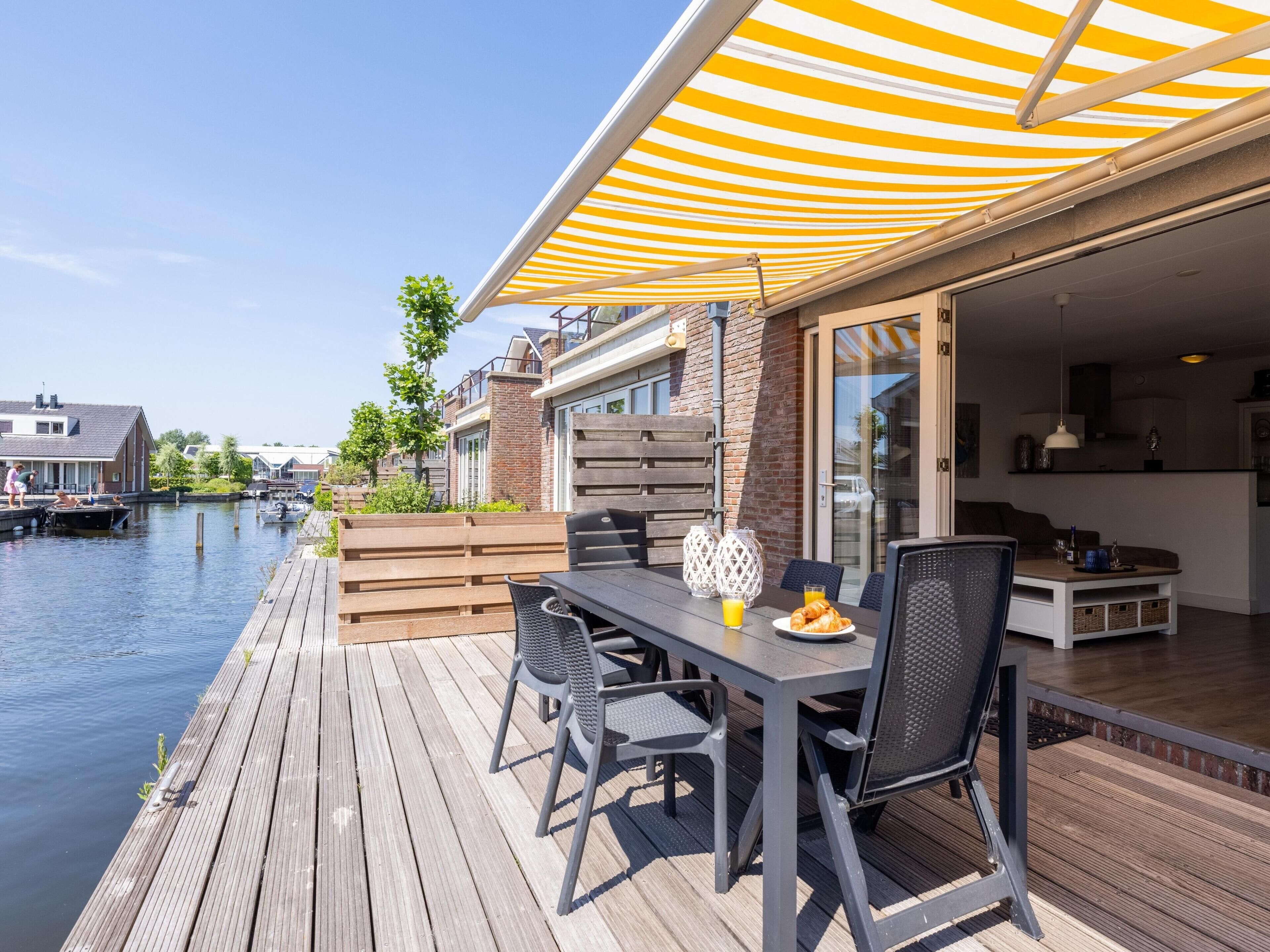 Modern flat with jetty