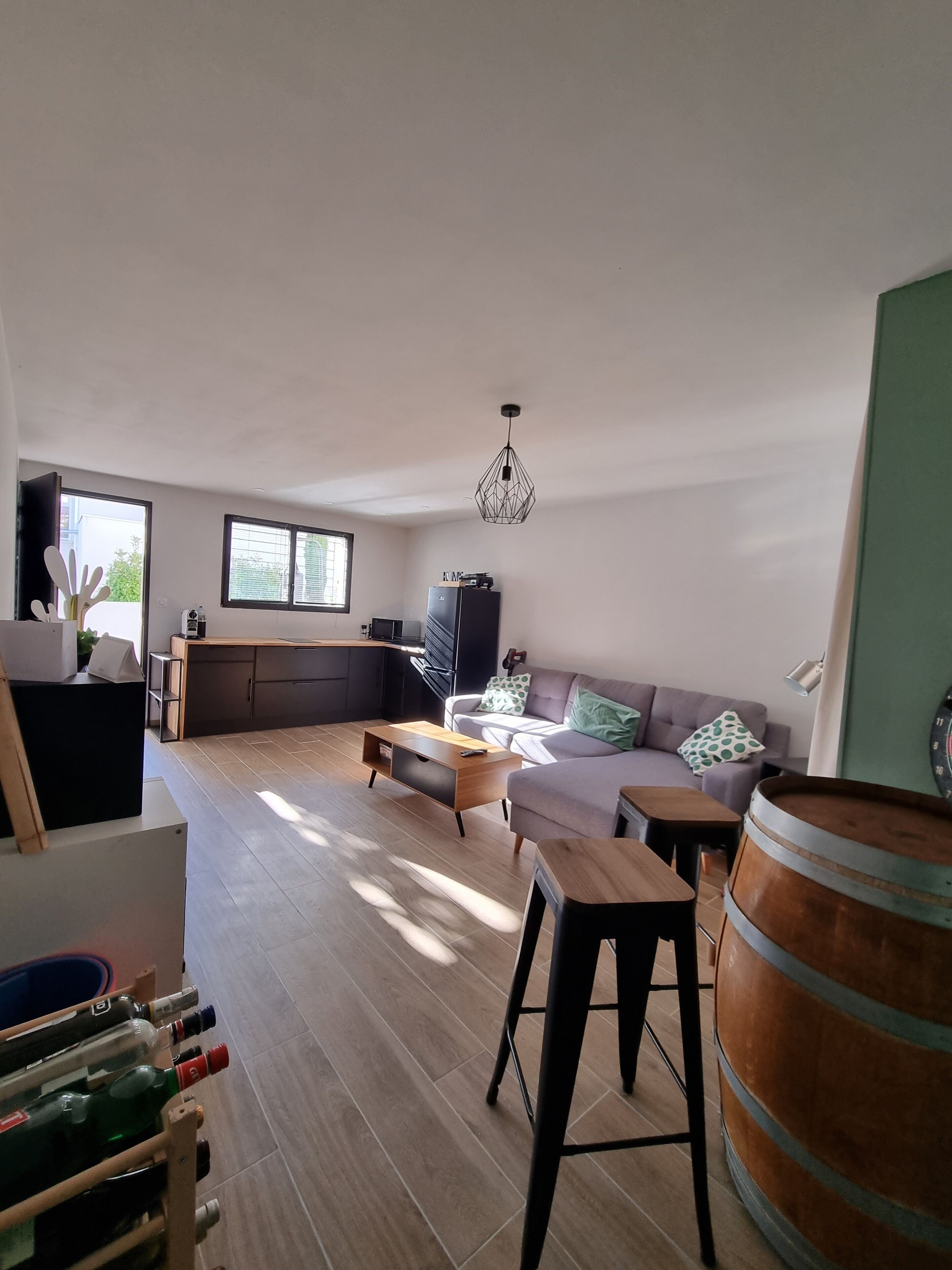 Independent apartment on the ground floor of a villa