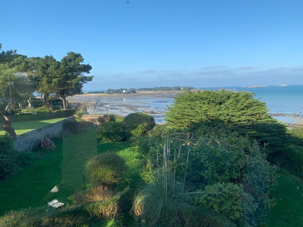 Villa Porspol with sea view 