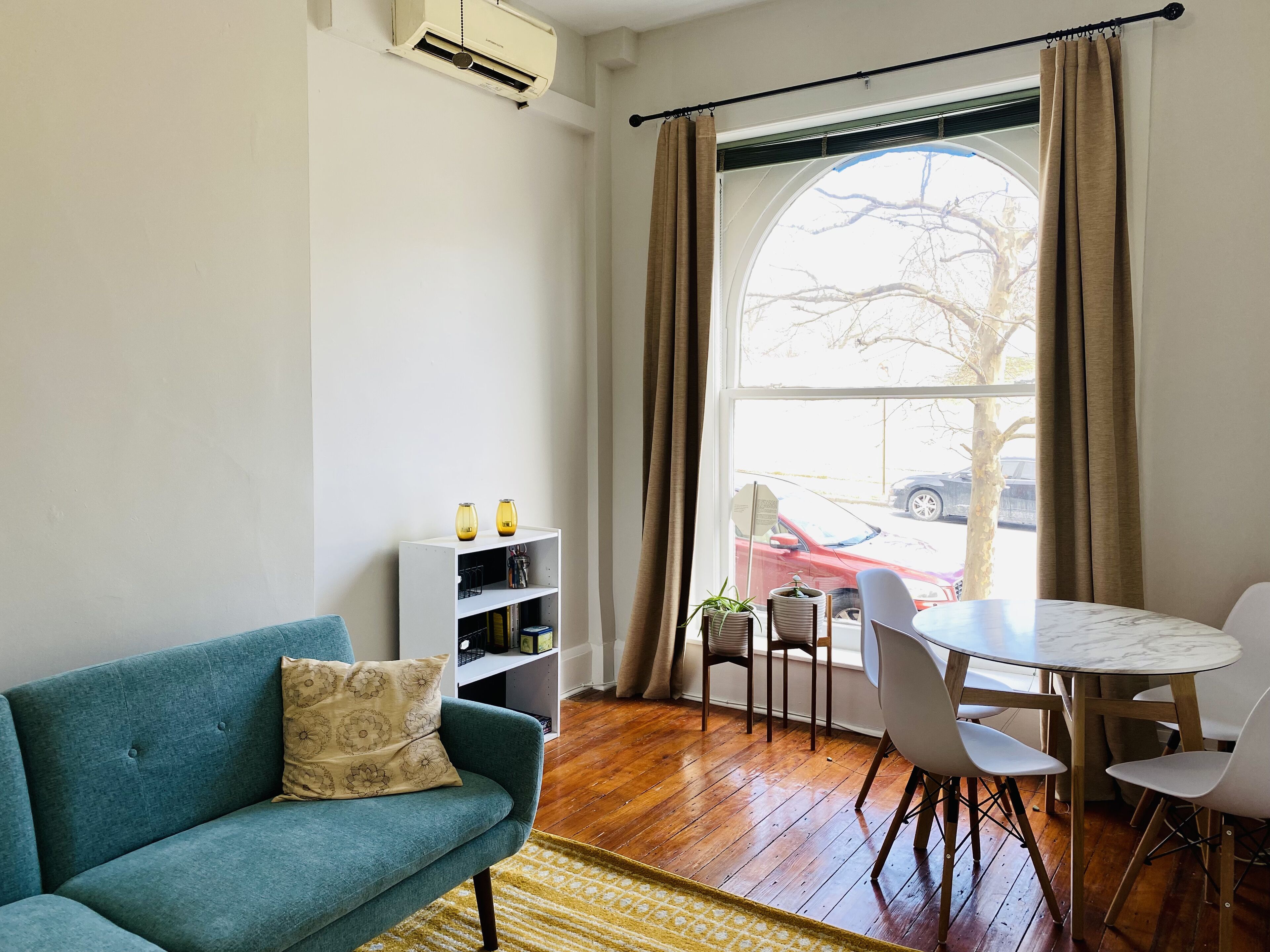 Stunning Patterson Park Views and Walk to Bars and Cafes